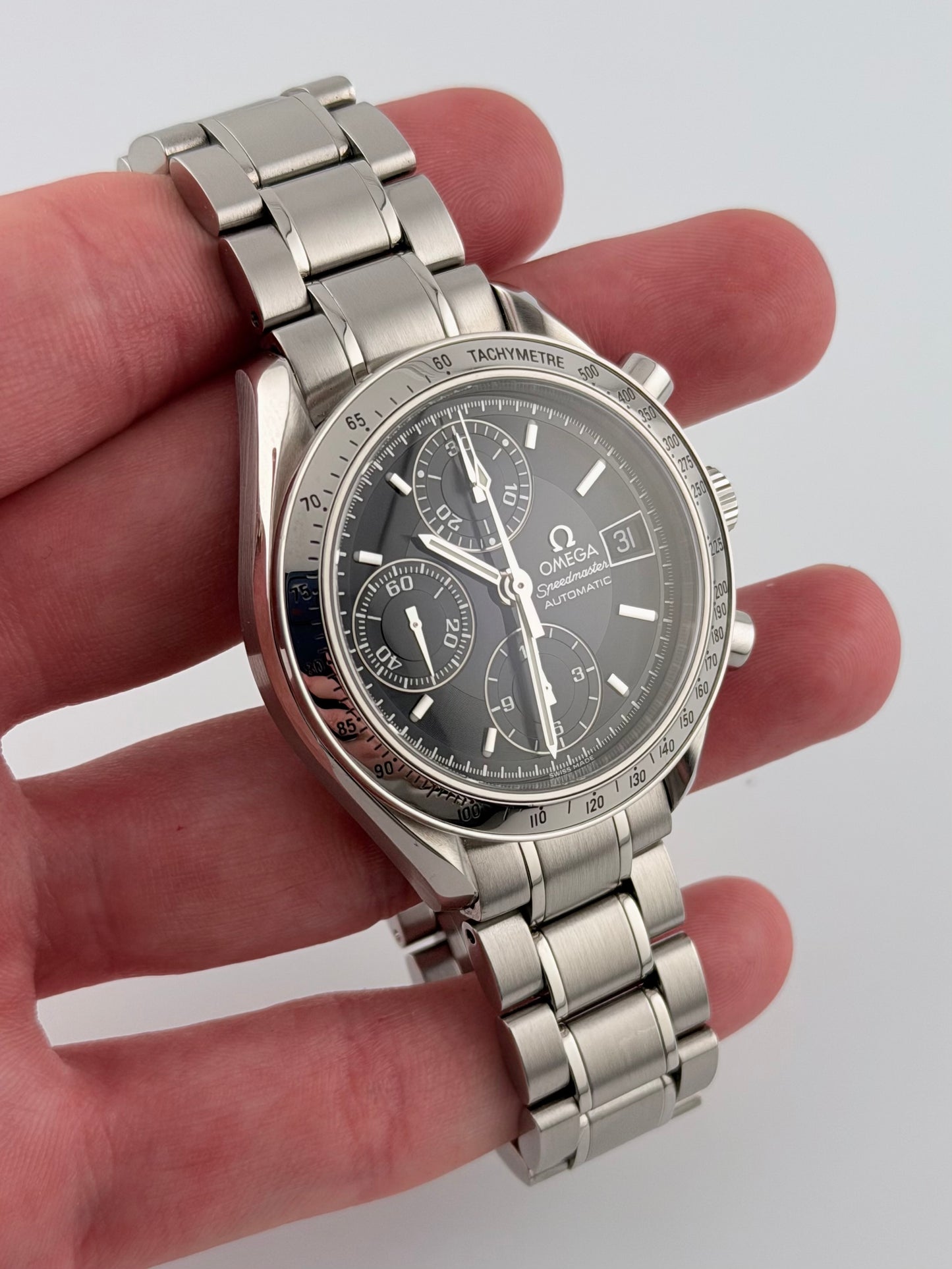 Omega Speedmaster Automatic Date - 175.0083 - Near-Mint Condition - Box and Papers