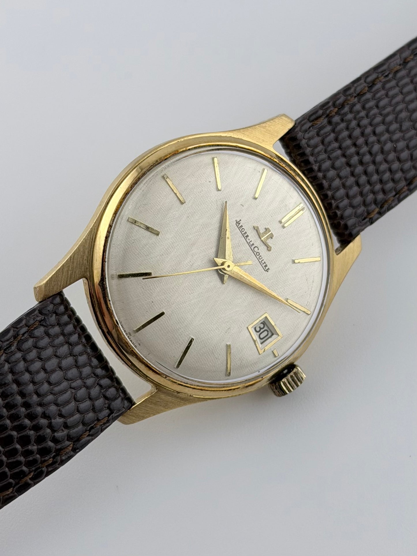 Jaeger LeCoultre Manual Wind 18ct - Linen Dial