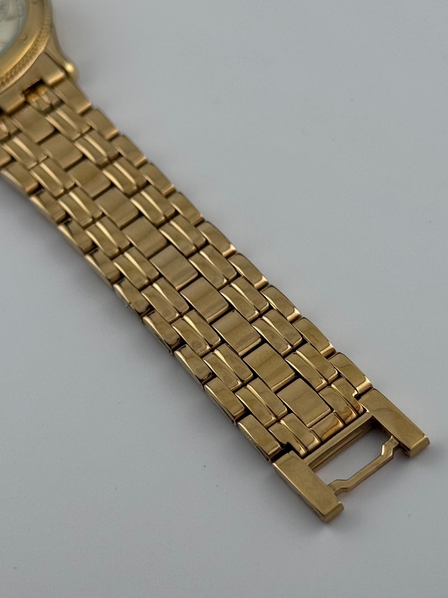 Seiko Quartz Galaxy - V33J-6B10