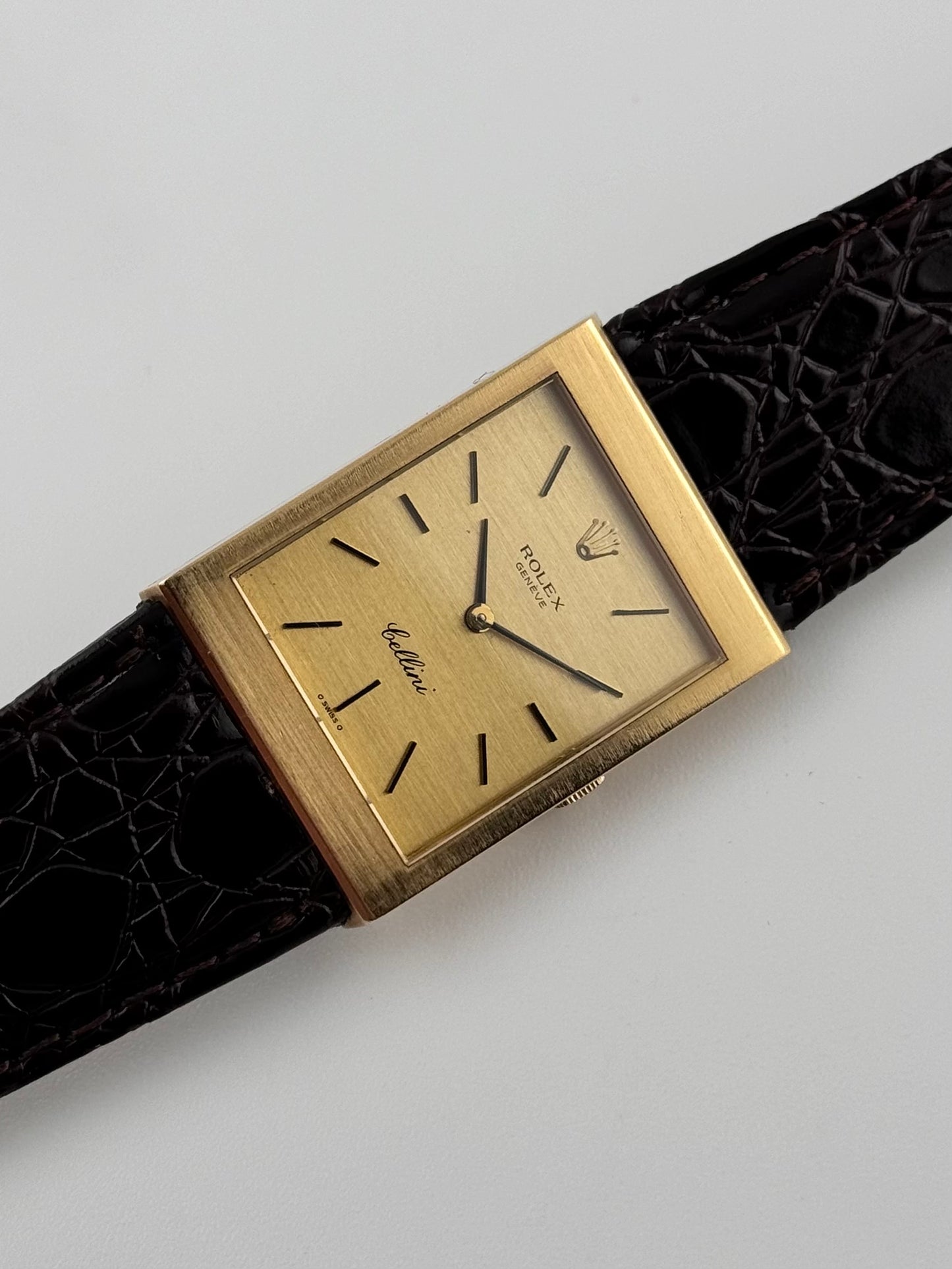 Rolex Geneve Cellini Tank Manual Wind - 18ct Gold - 4014