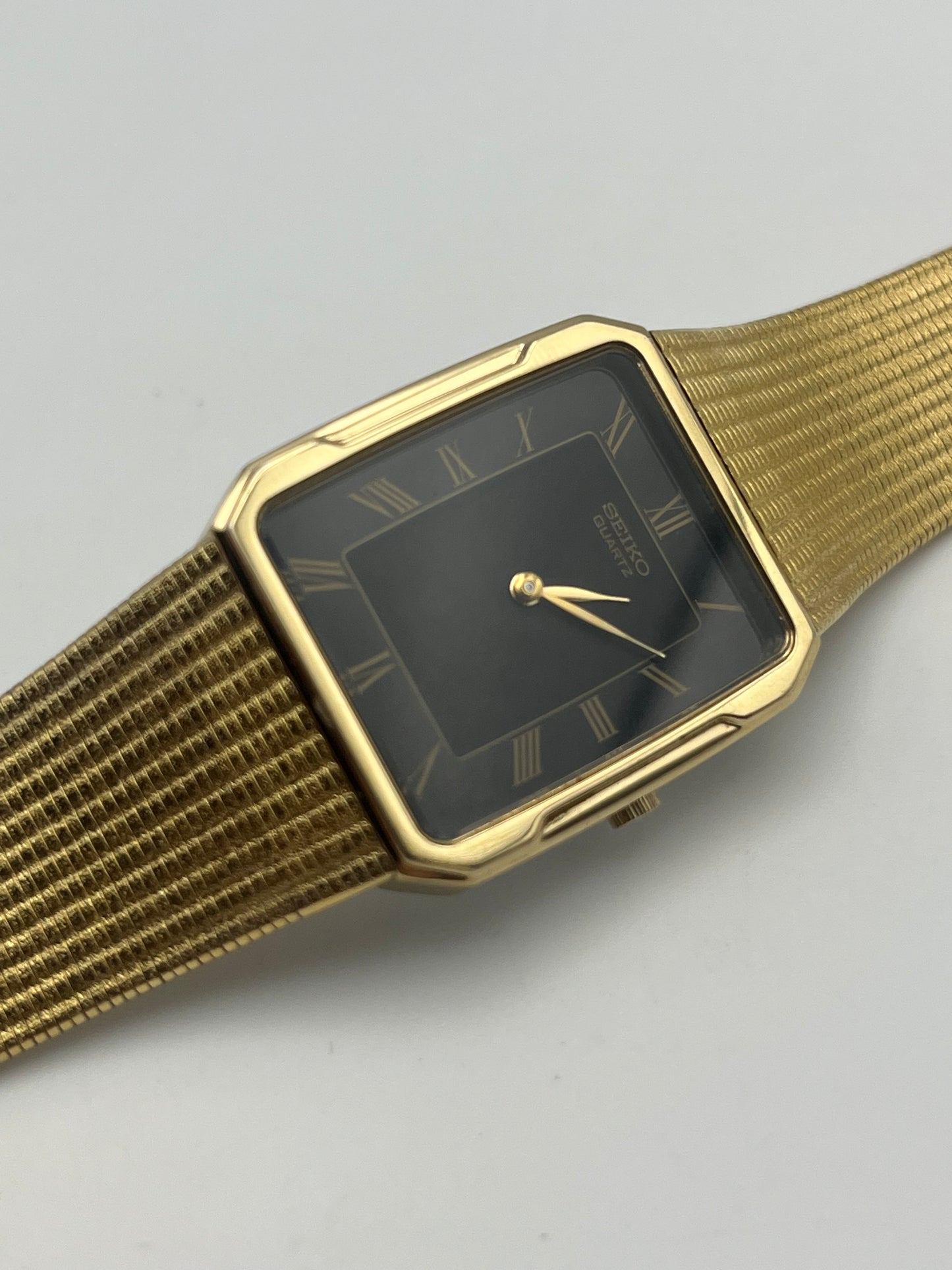 Seiko Tank Quartz - Box - 5Y30-5B40