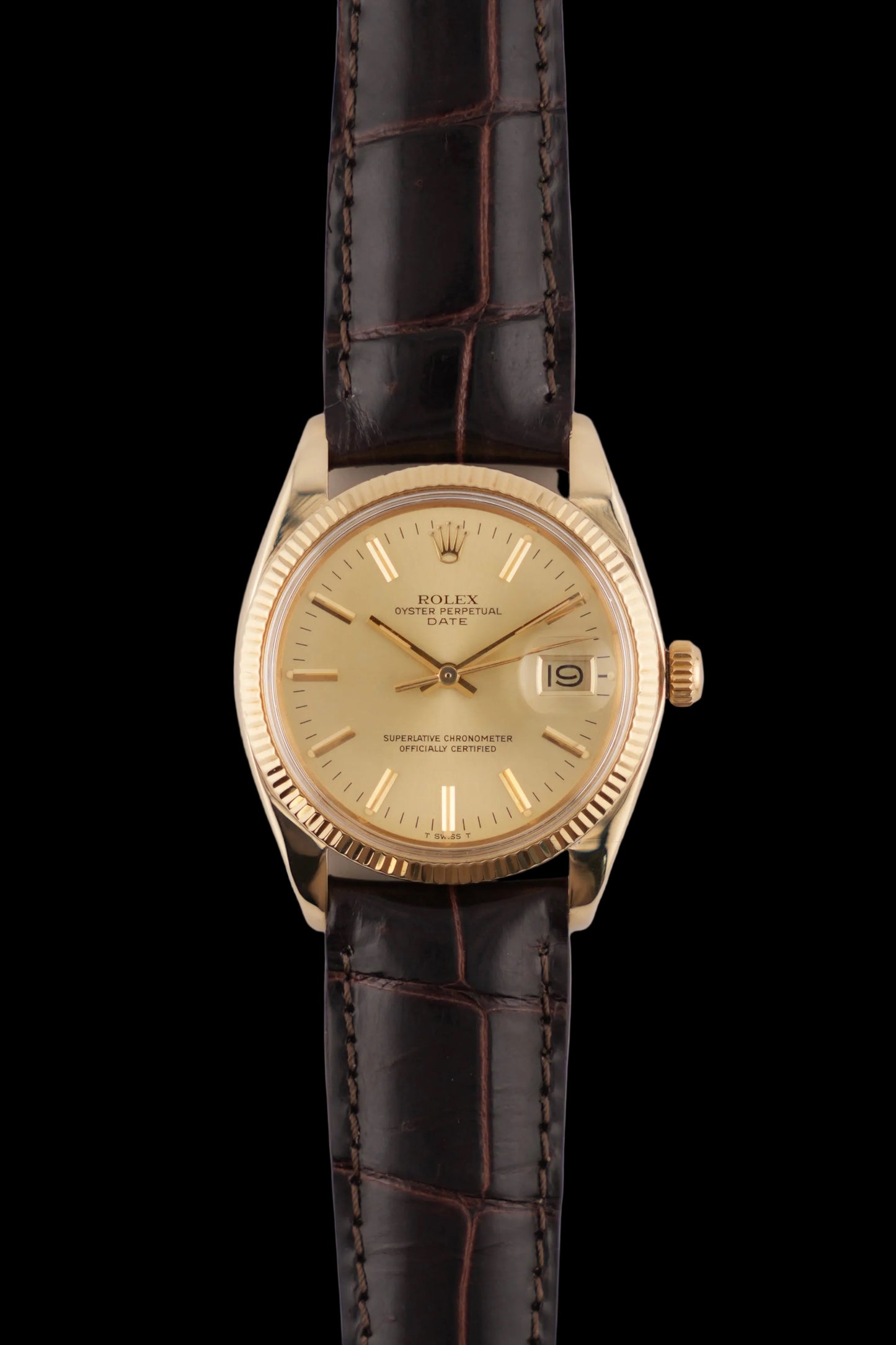 Rolex Oyster Perpetual Date Automatic - 1503 - Solid 14kt Gold