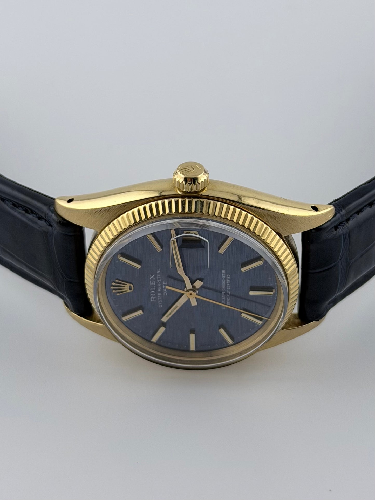 Rolex Oyster Perpetual Date Automatic - 1503 - Ultra Rare Blue Shantung Dial - Solid 18k Gold