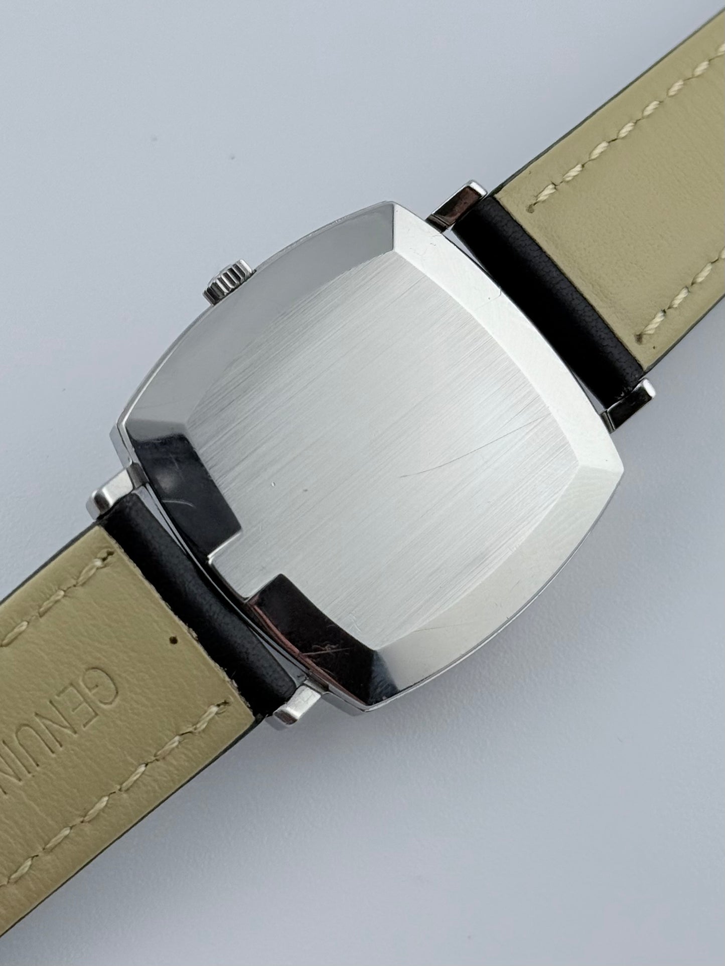 Omega Geneve Manual Wind Date 132.0052 - Box and Papers