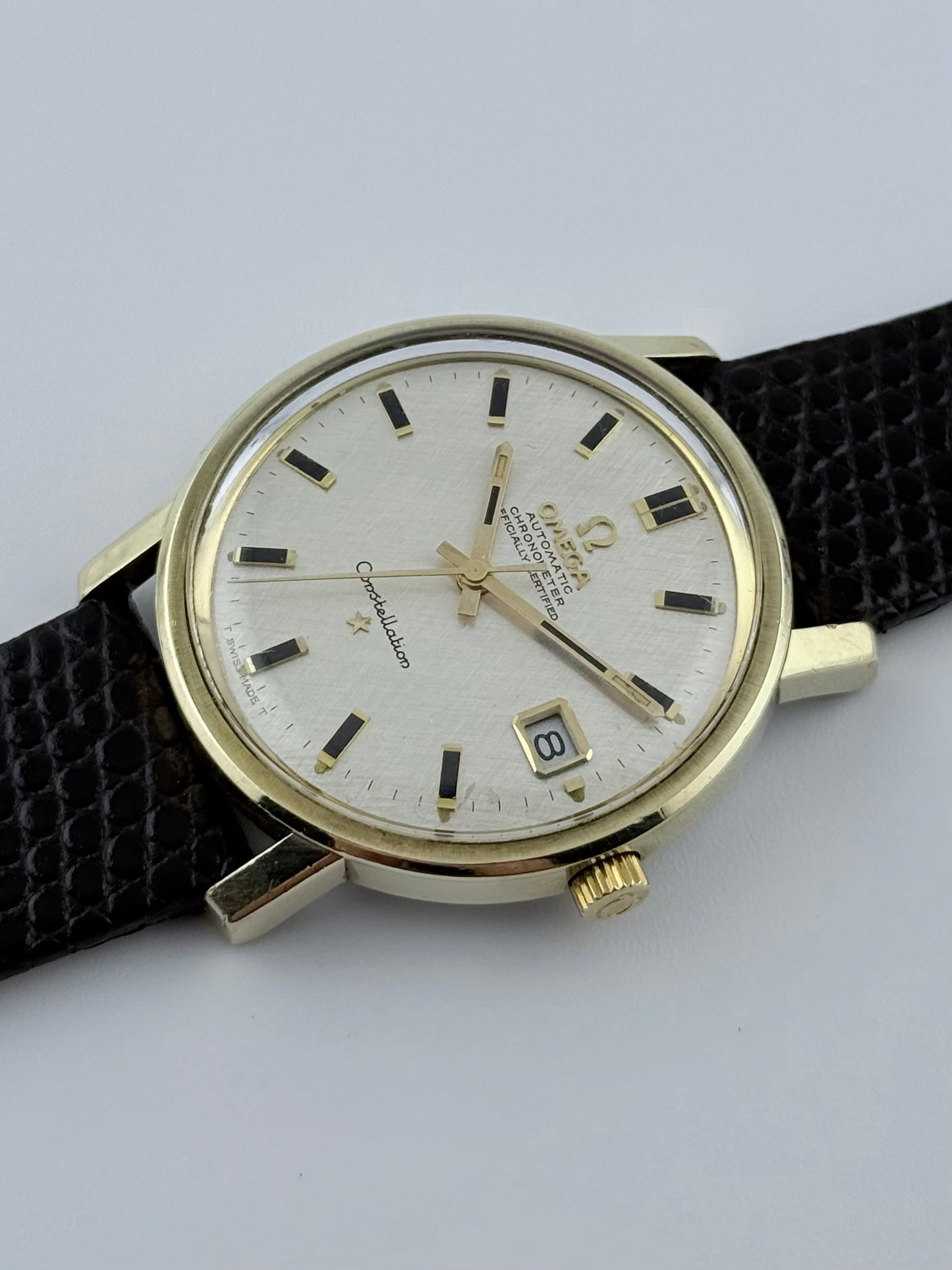 Omega Constellation Chronometer Date - 168.018 - Rare Linen Dial