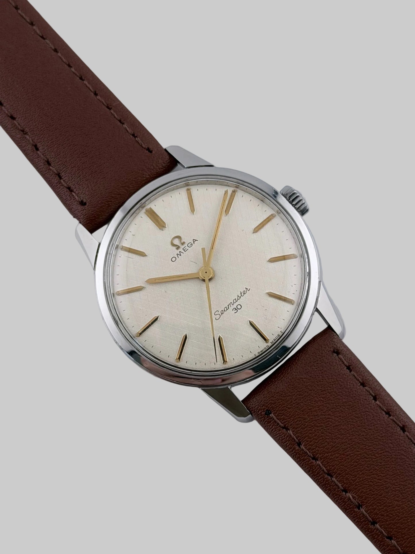 Omega Seamaster 30 Manual Wind 135.007 - Rare linen dial