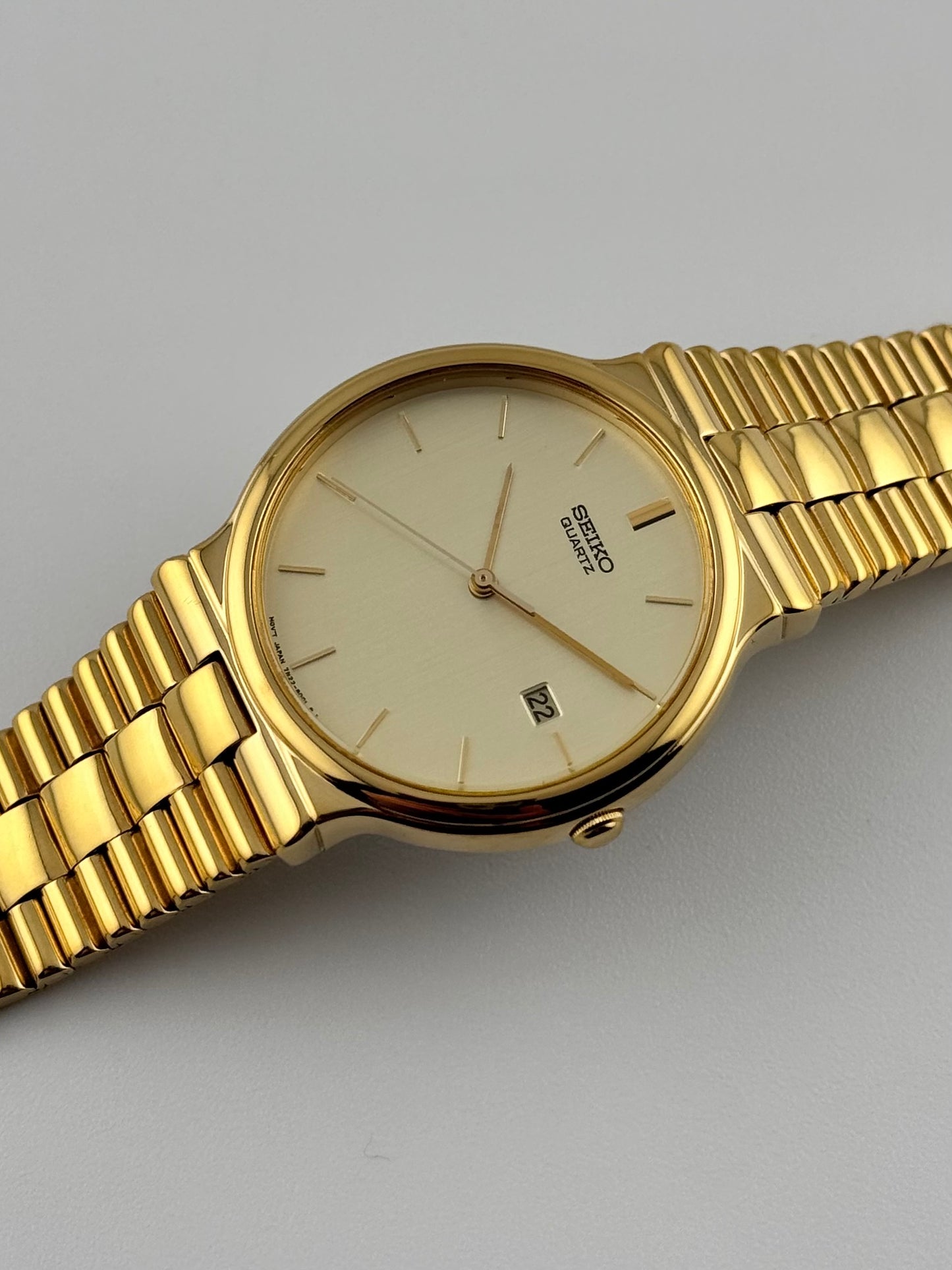 Seiko Quartz Date Dress Watch - 7N22-8001