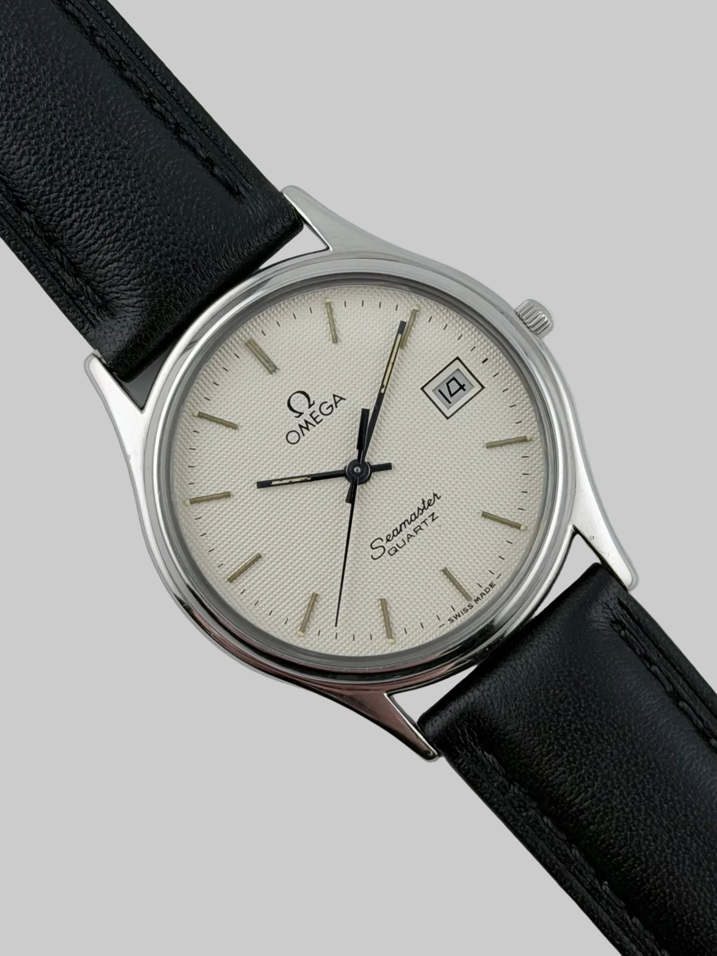 Omega Seamaster Quartz Date 196.0251 Hobnail Dial
