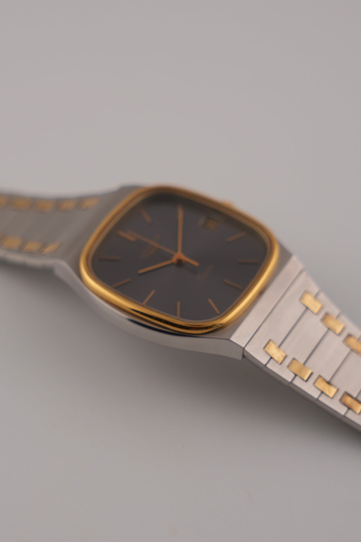 Longines Quartz Date - 950.3683 - Two-tone - Integrated Bracelet