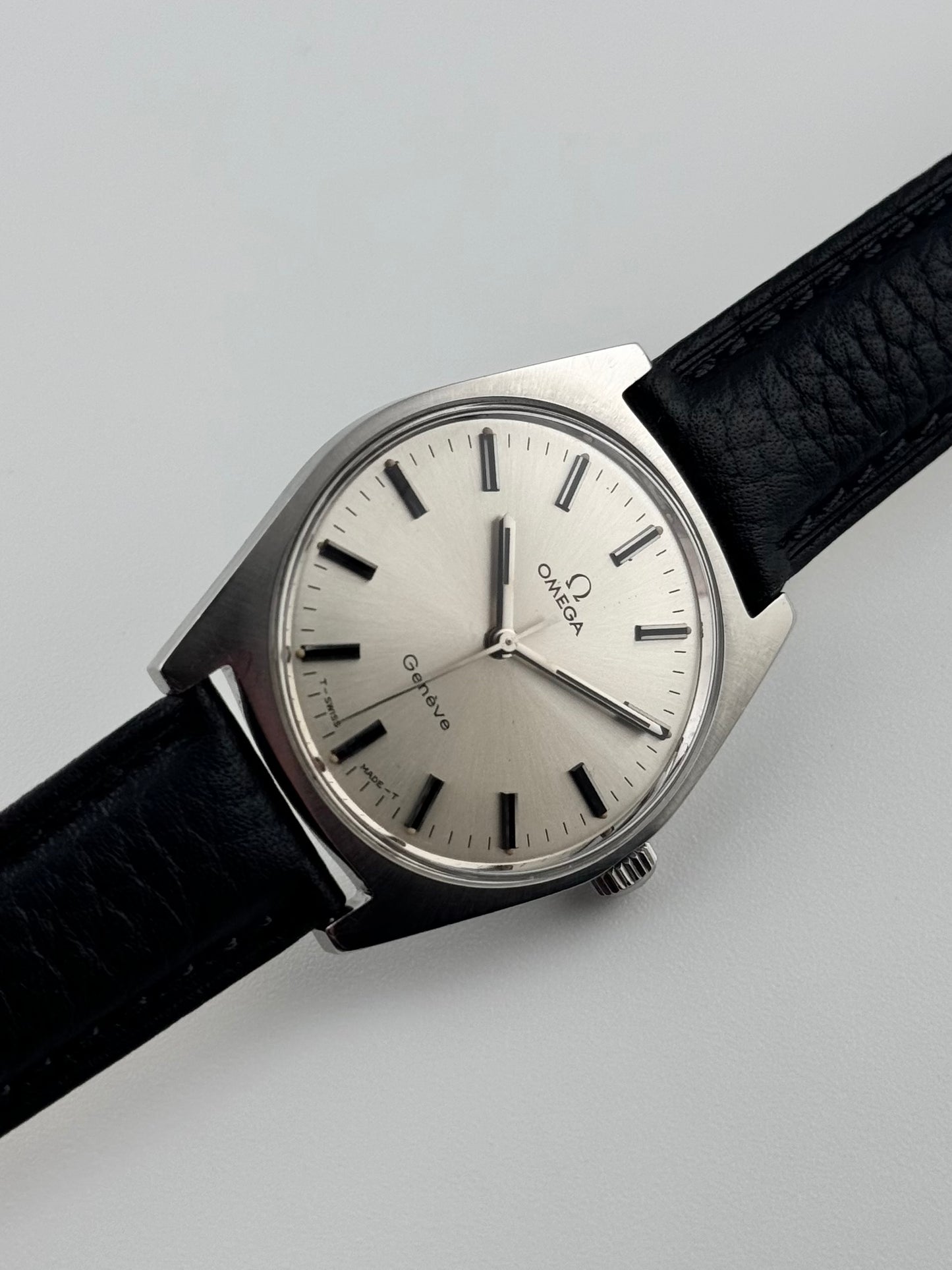 Omega Geneve Date Manual Wind 135.041
