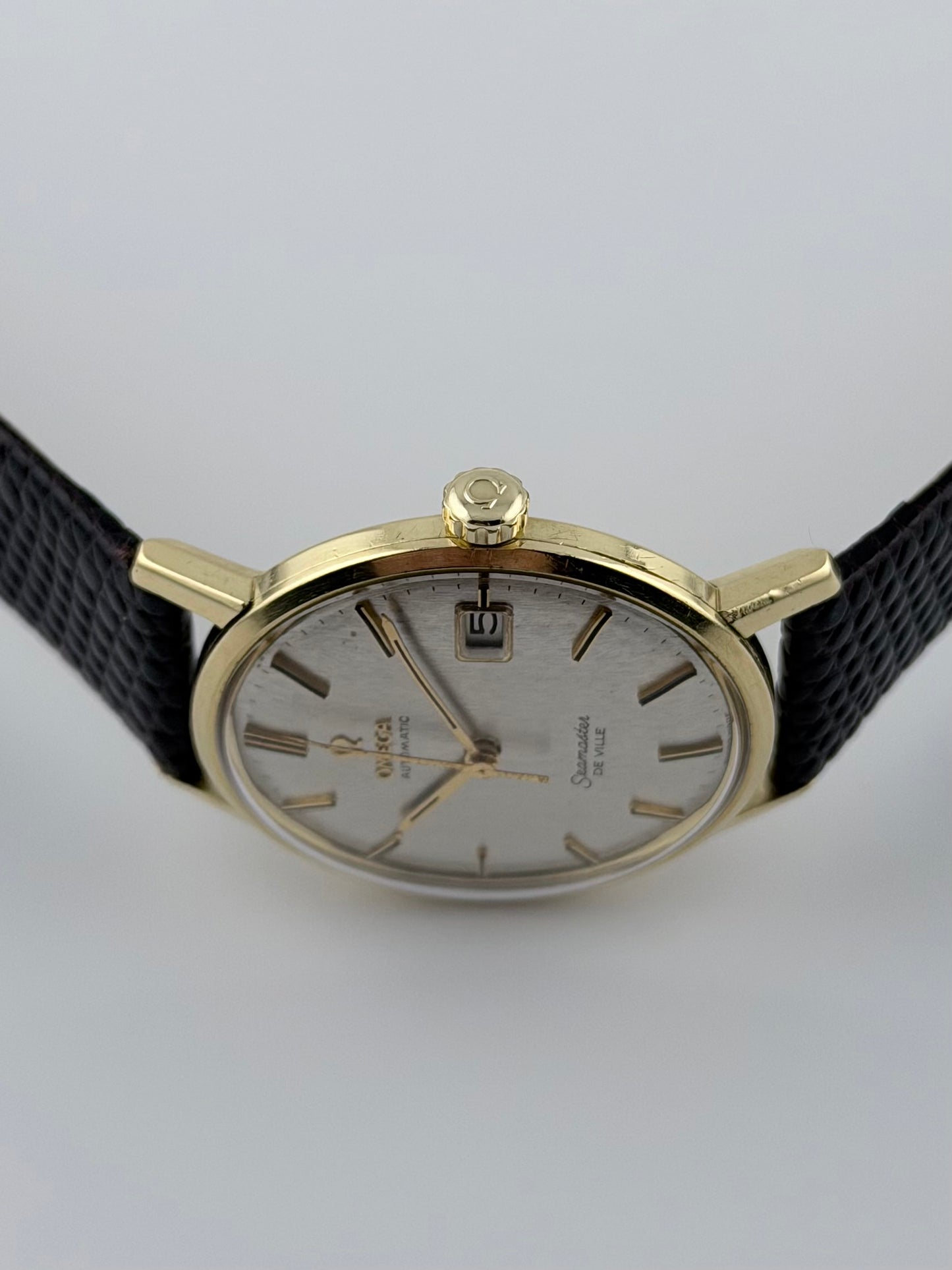 Omega Seamaster De Ville Automatic Fishscale Dial - 18ct Gold - 166.020