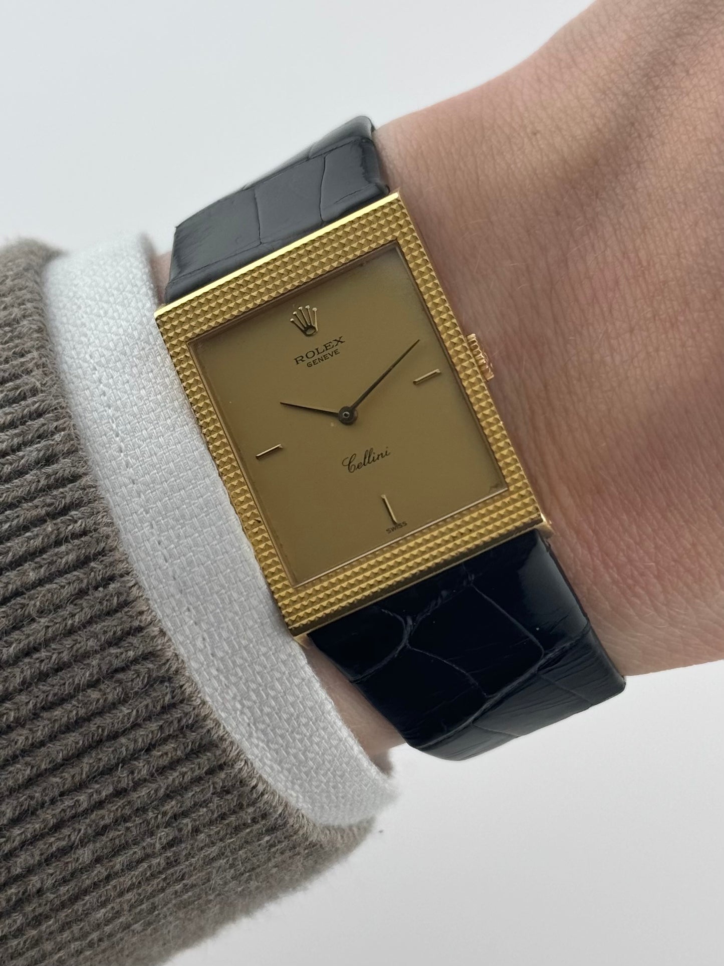 Rolex Cellini Manual Wind - Ultra Rare - 18ct - 4127