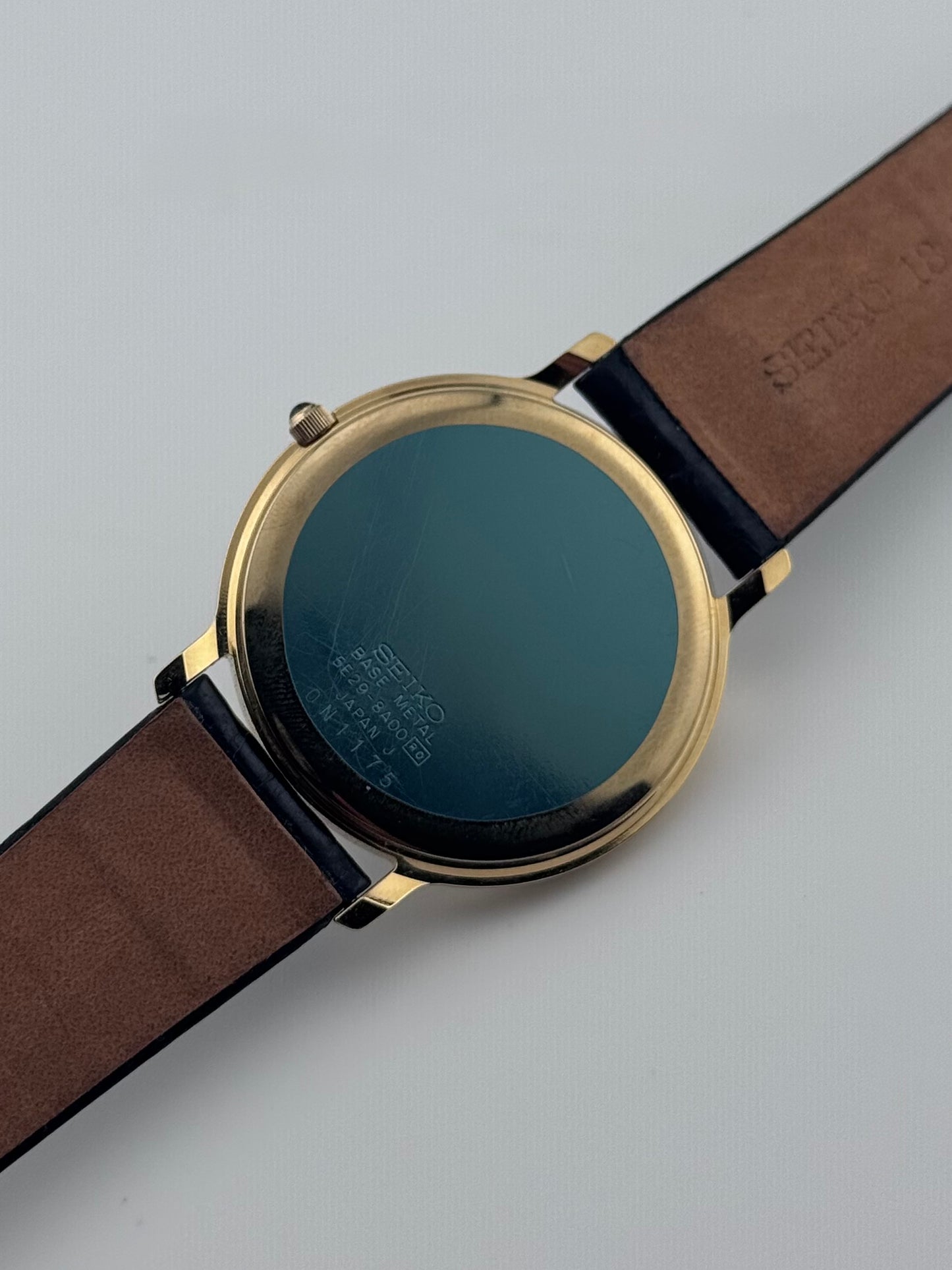 Seiko Quartz - 5E29-8A00