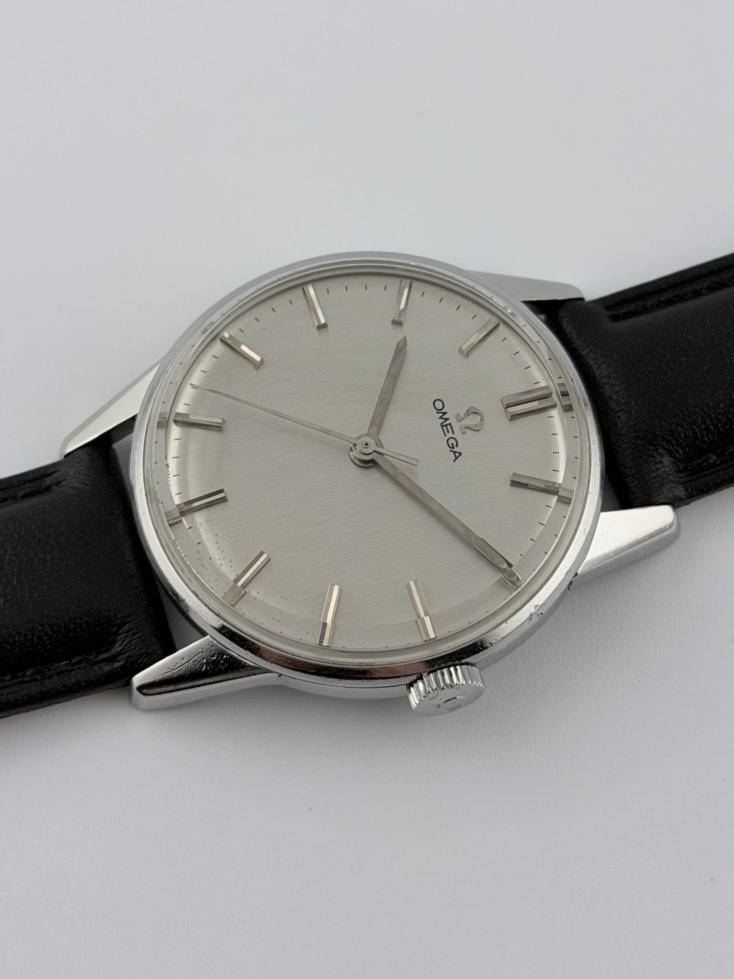 Omega Manual Wind - 131.013