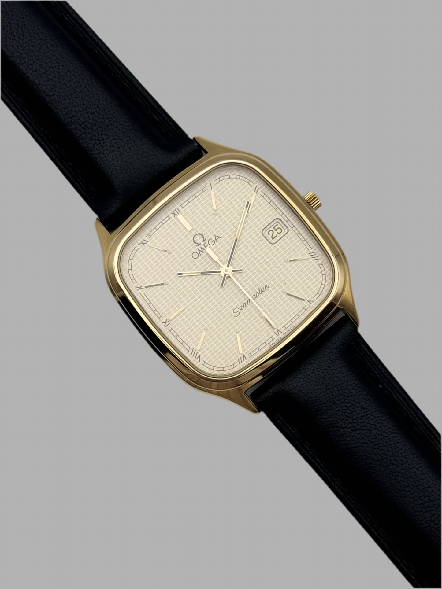 Omega Seamaster Quartz Date 196.0311