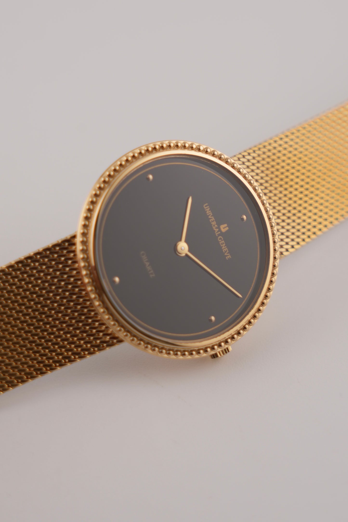 Universal Geneve Quartz - 543029 - Blue Dial 14K Gold Plated - original Box