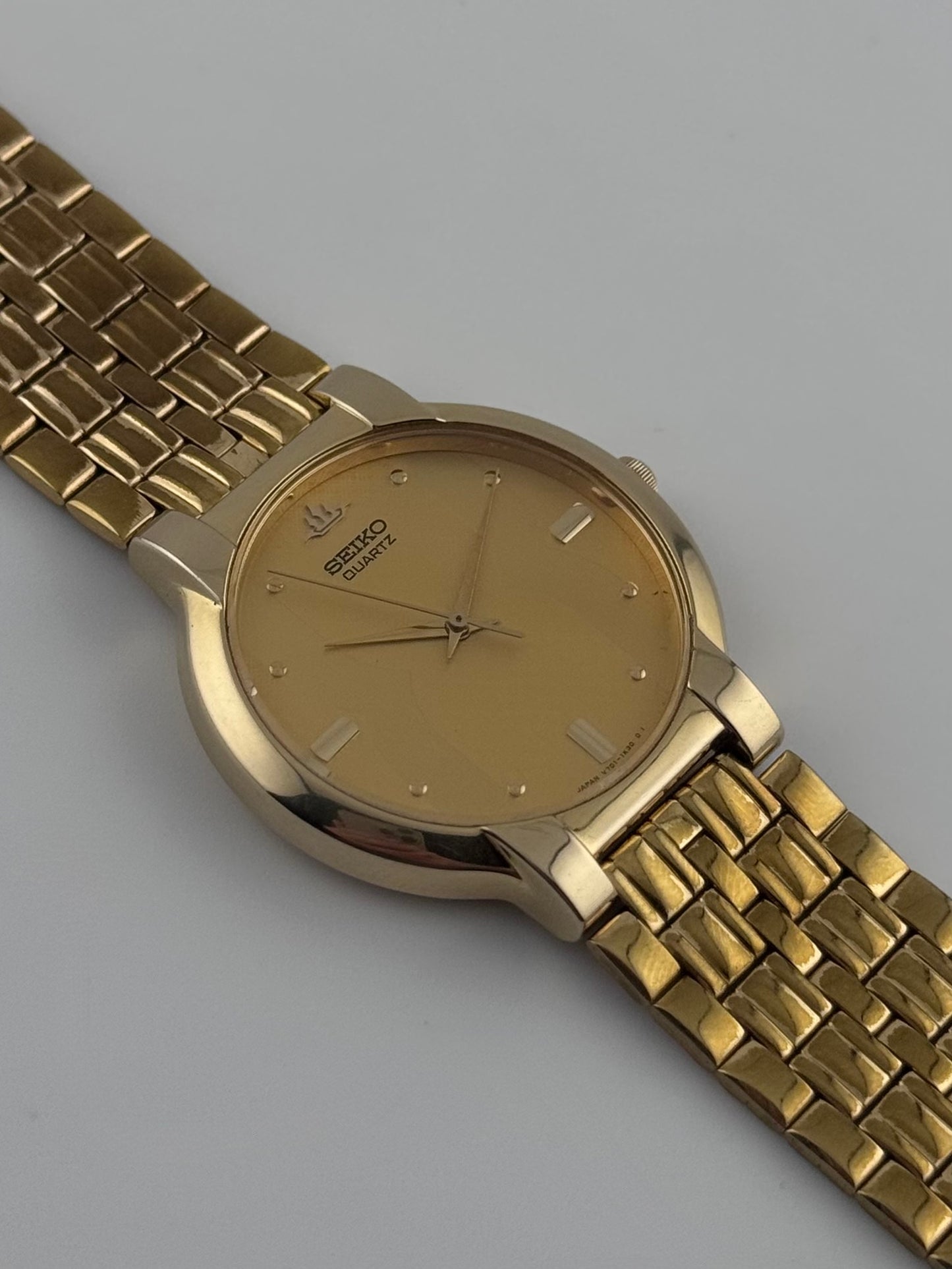 Seiko Quartz Galaxy - V701-6J20