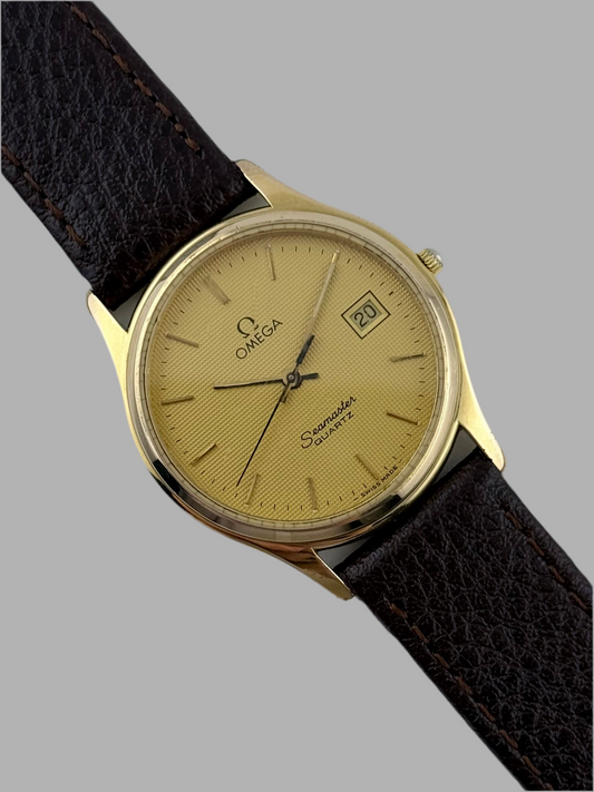 Omega Seamaster Quartz Date 196.0251 - Hobnail Dial