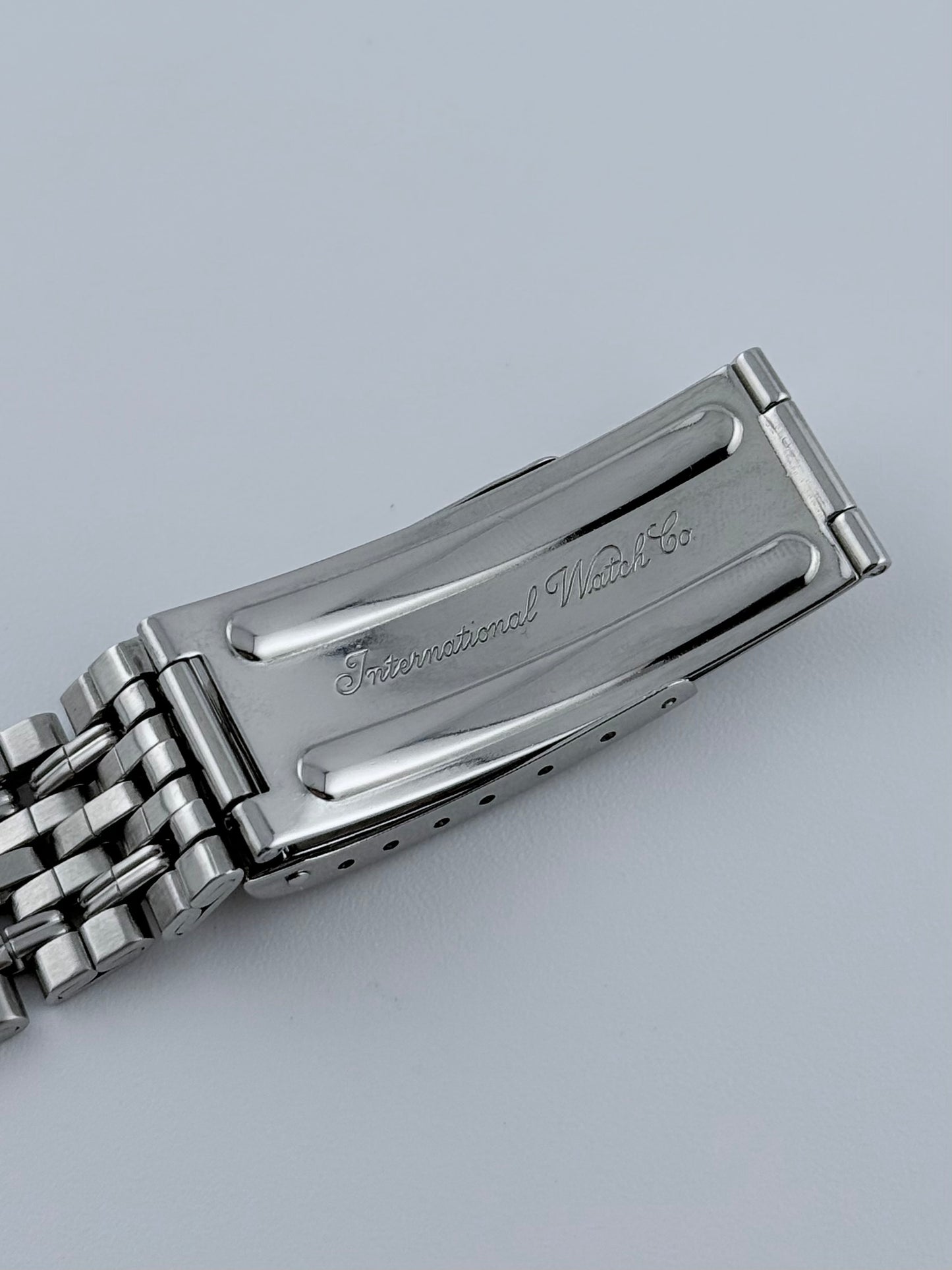 IWC Shaffhausen Automatic Date - Fish Crown - Yacht Club Edition