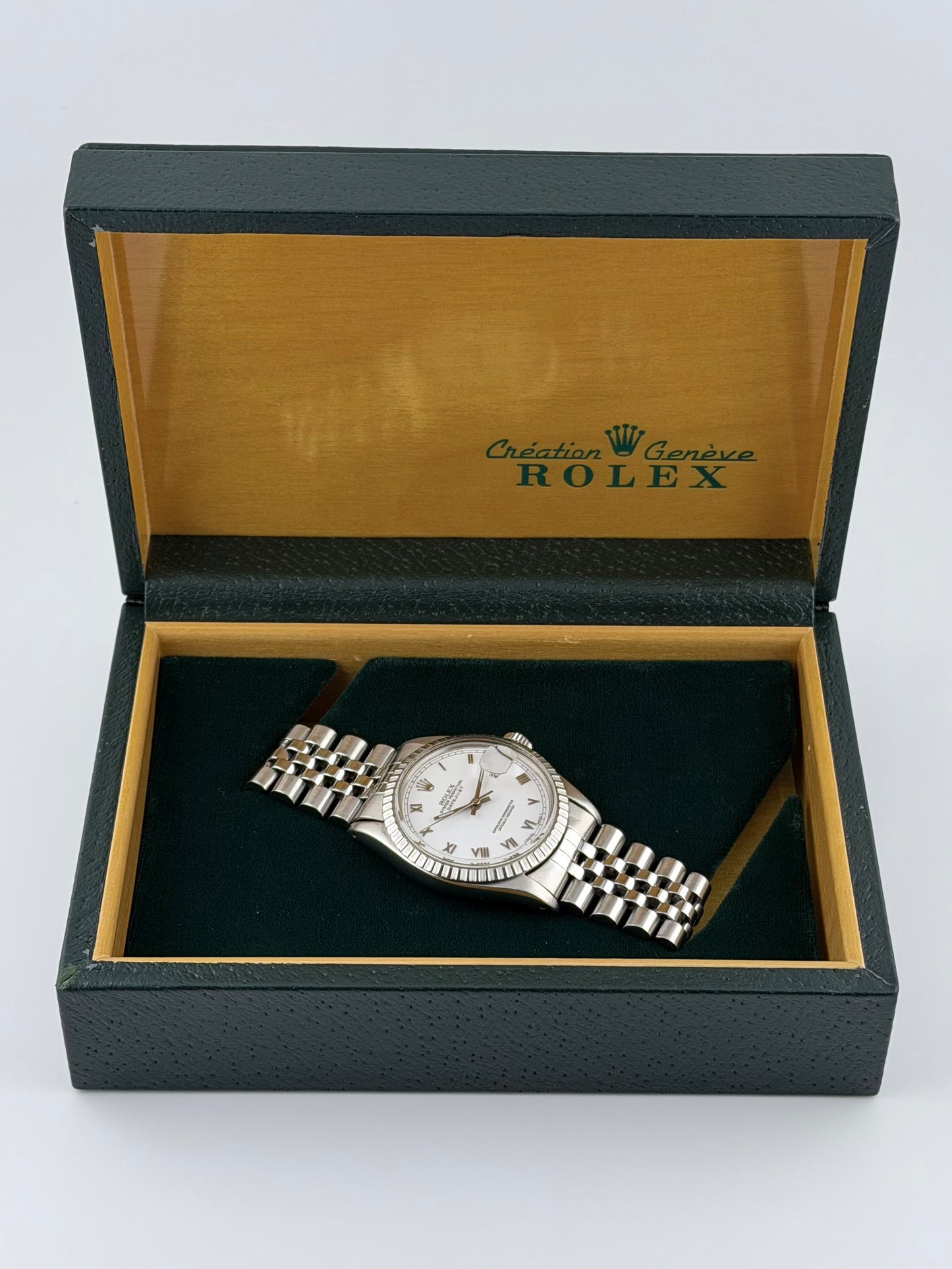 Rolex Datejust Oyster Perpetual - 16030 - Roman Numeral Dial - Original Box and Booklet