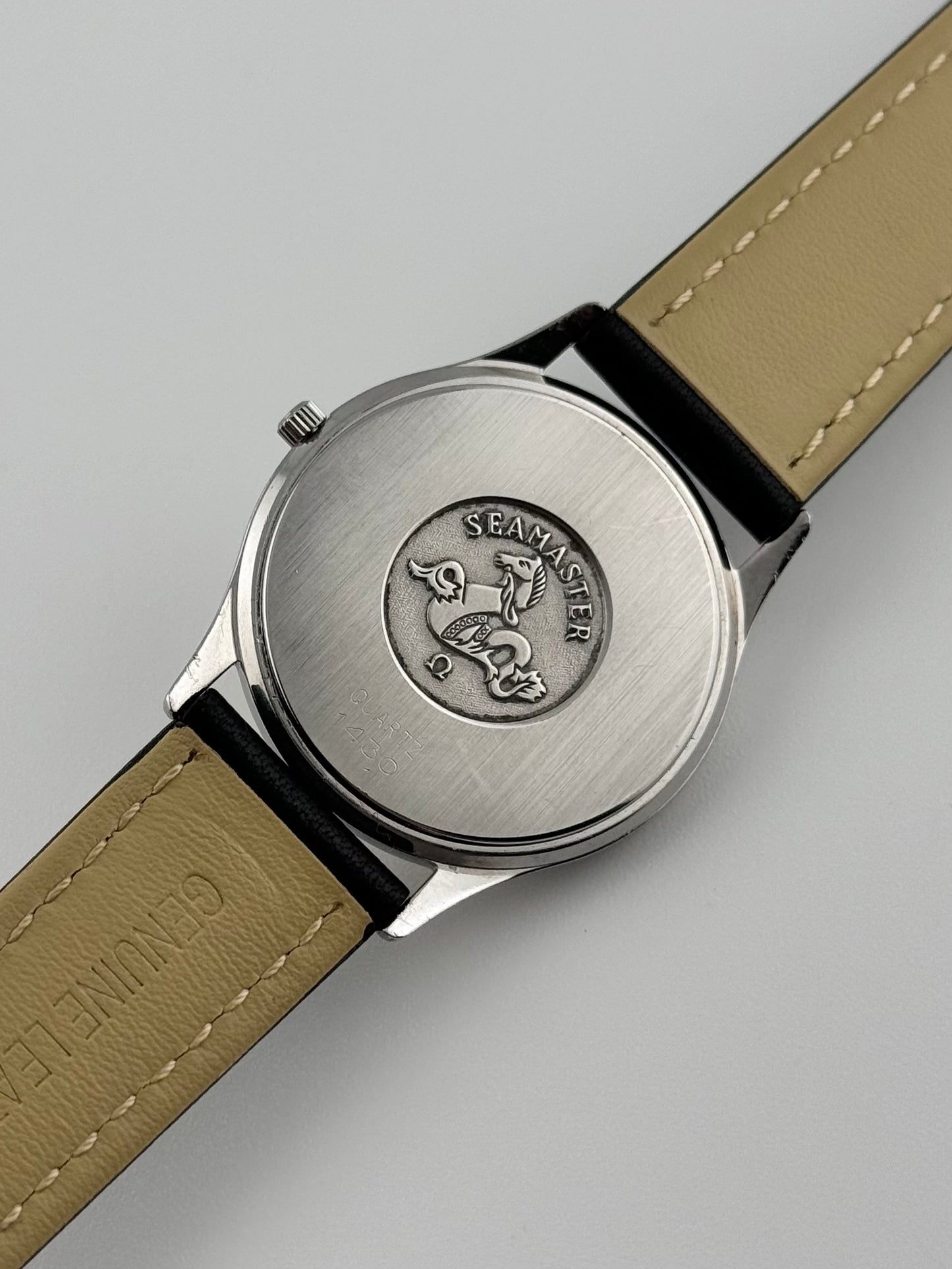 Omega Seamaster Quartz 196.0259 Date - Waffle Dial