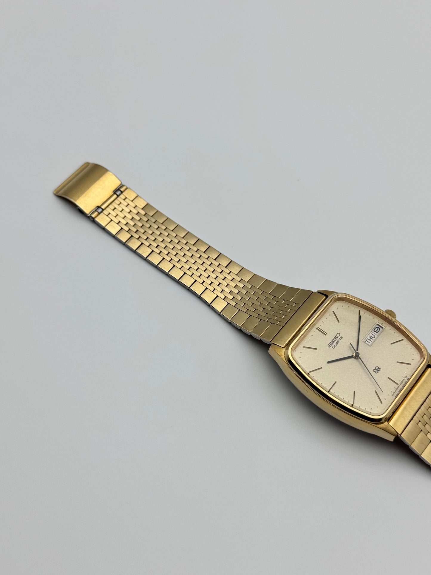 Seiko Tank Quartz 2633-5020