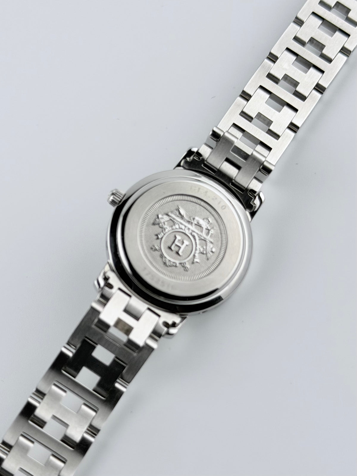 Hermes Paris Clipper CL4.220 - White Dial - with Box/Papers/Booklet - Exceptional Condition - Ladies