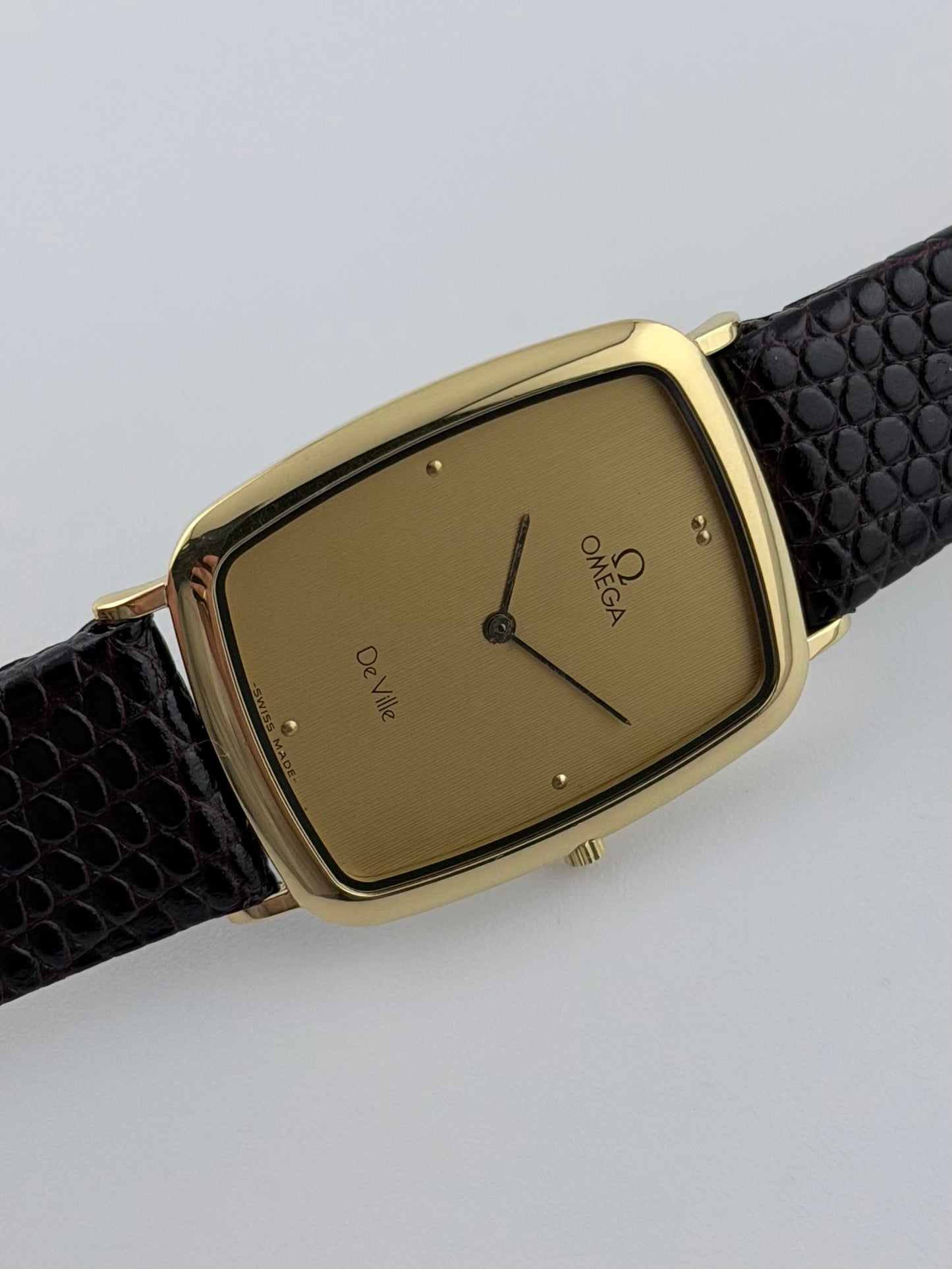 Omega De Ville Tank Quartz 191.0223 - Tapestry Dial