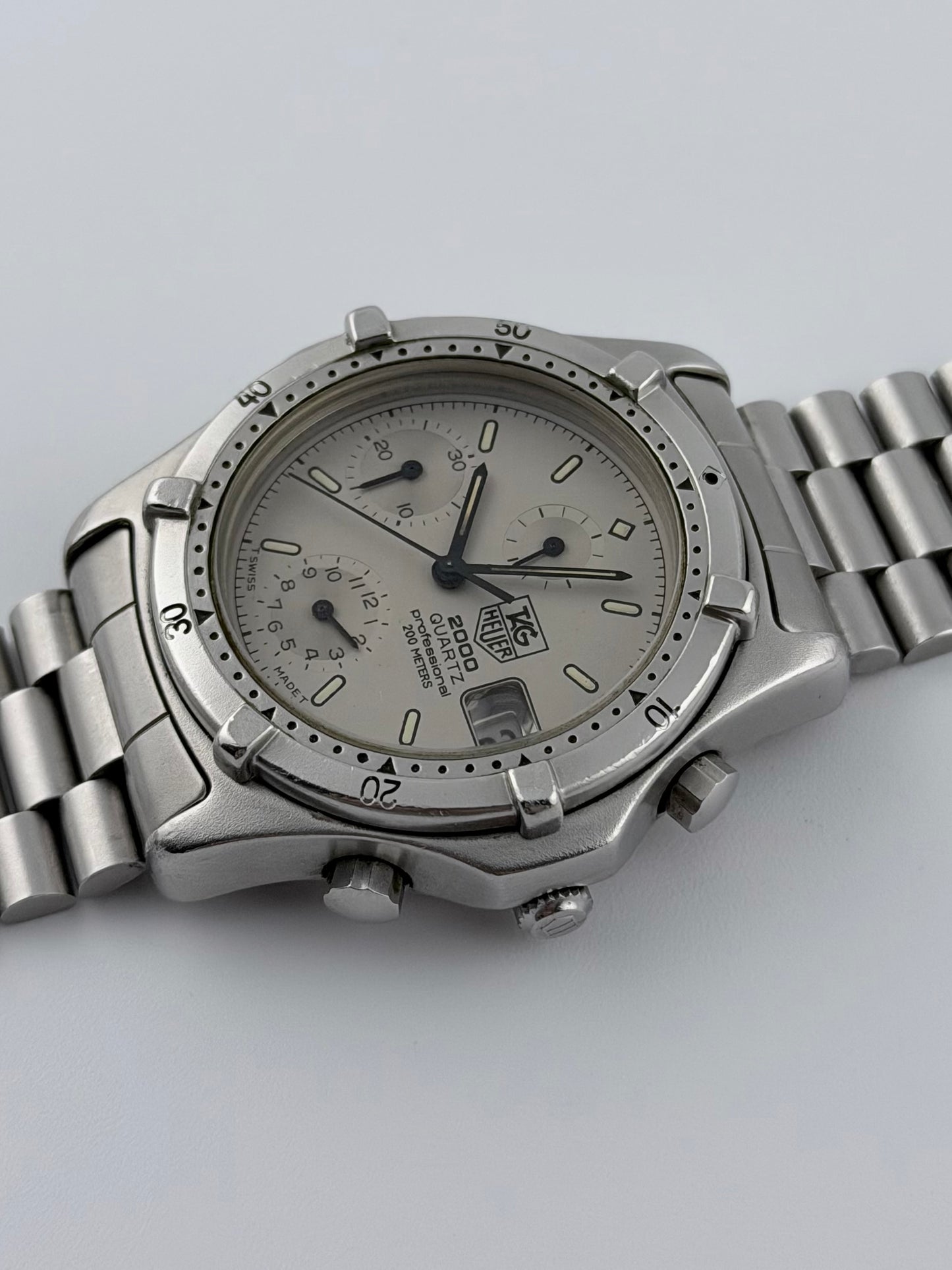Tag Heuer 2000 Professional 200m Quartz Date - 262.206-1