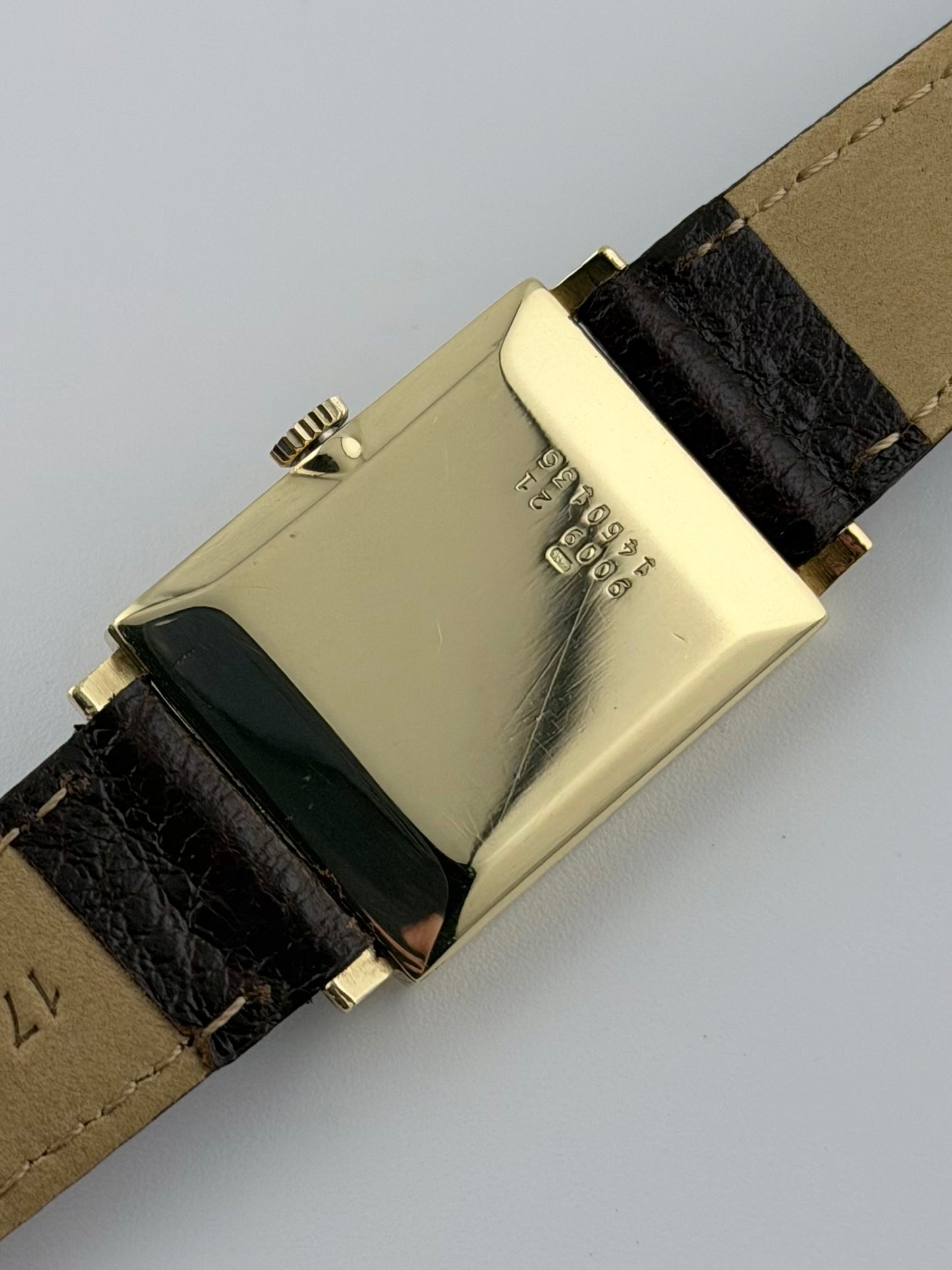 Jaeger LeCoultre Tank Manual Wind - 18ct Solid Gold - Papers - Rare - Royal Saudi Emblem