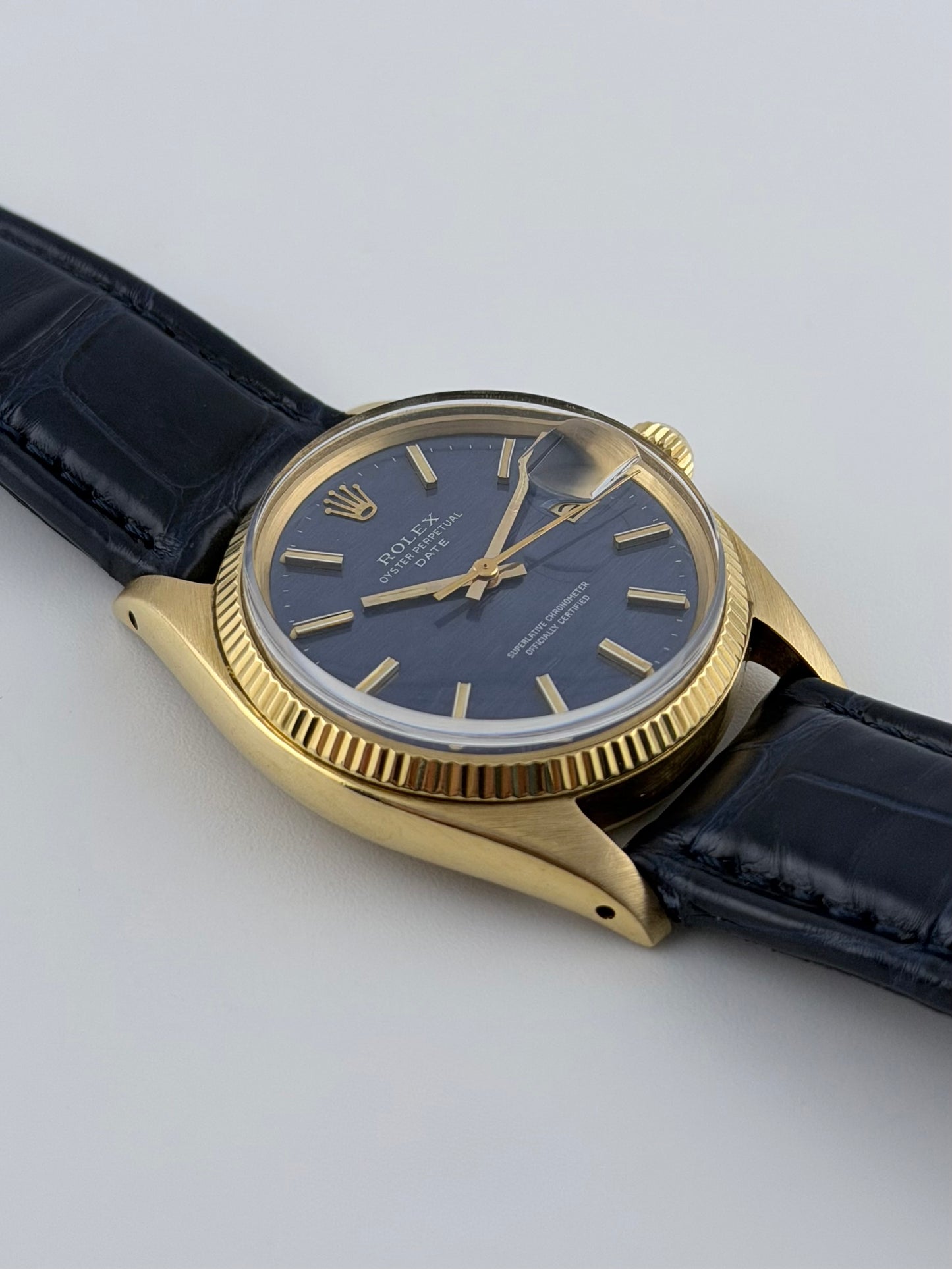 Rolex Oyster Perpetual Date Automatic - 1503 - Ultra Rare Blue Shantung Dial - Solid 18k Gold