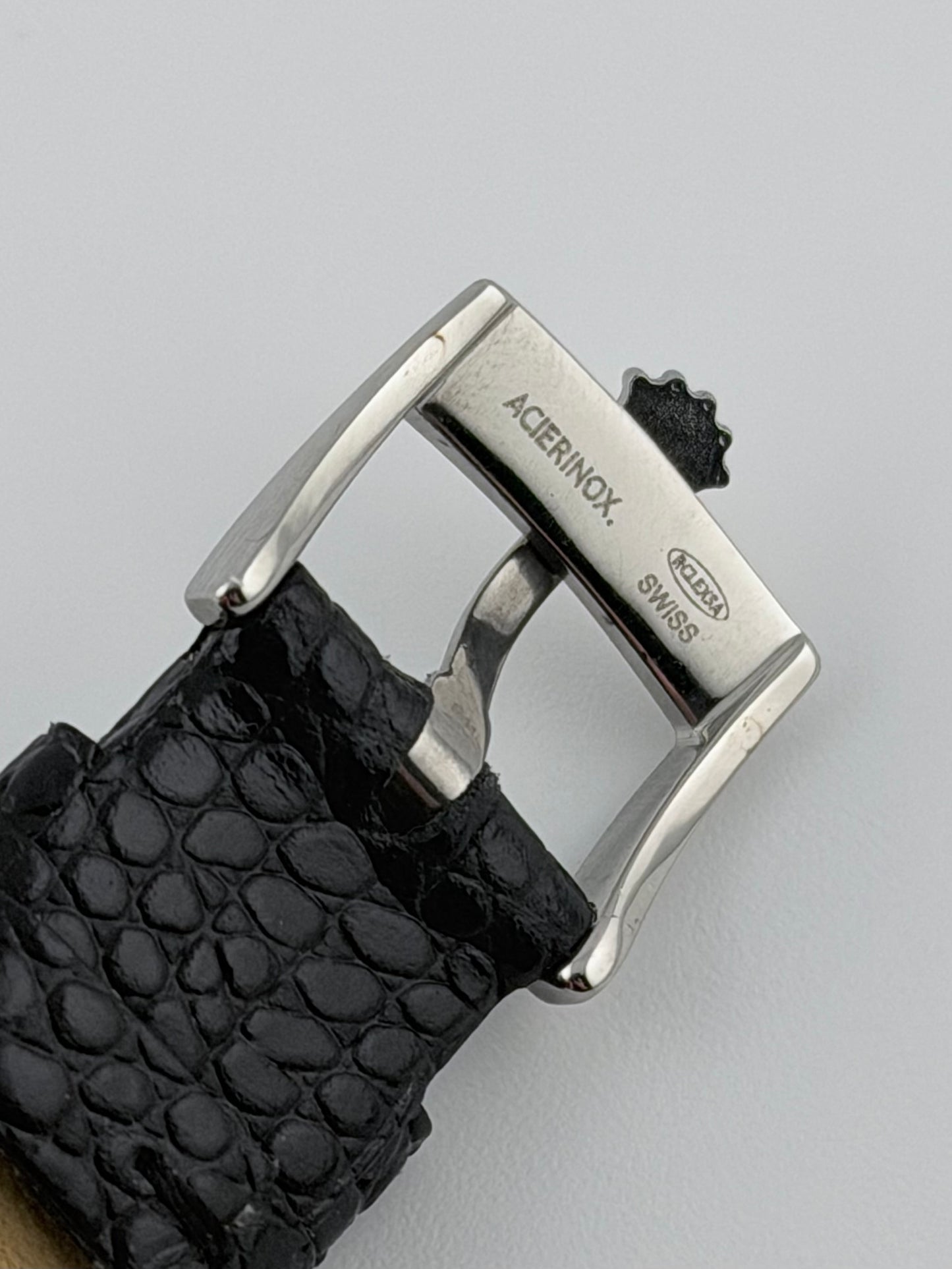 Rolex Oyster Perpetual Date Automatic - 1500 - Rare Black Dial