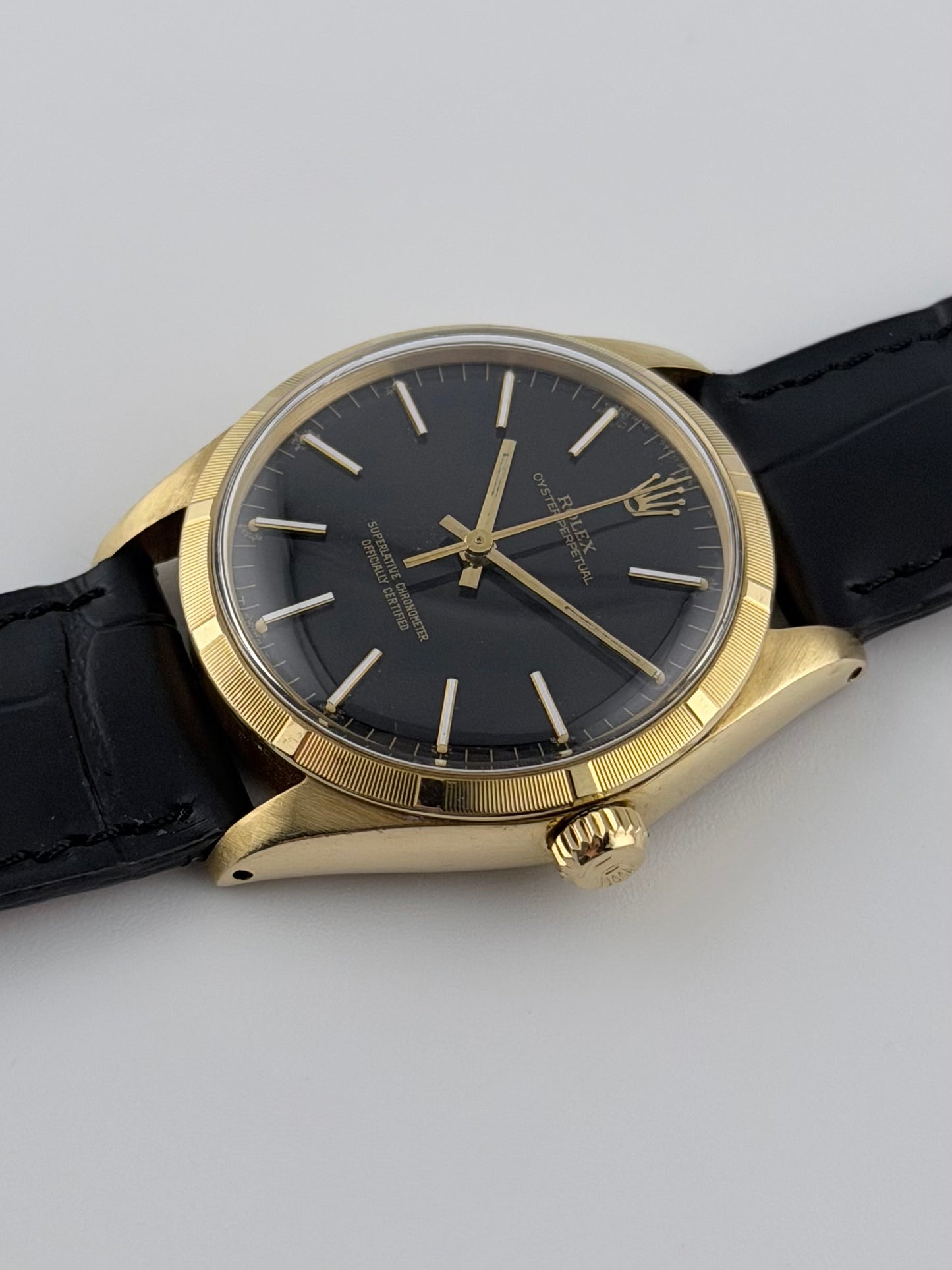 Rolex Oyster Perpetual - 1003 - 18kt Gold - Rare Black Dial