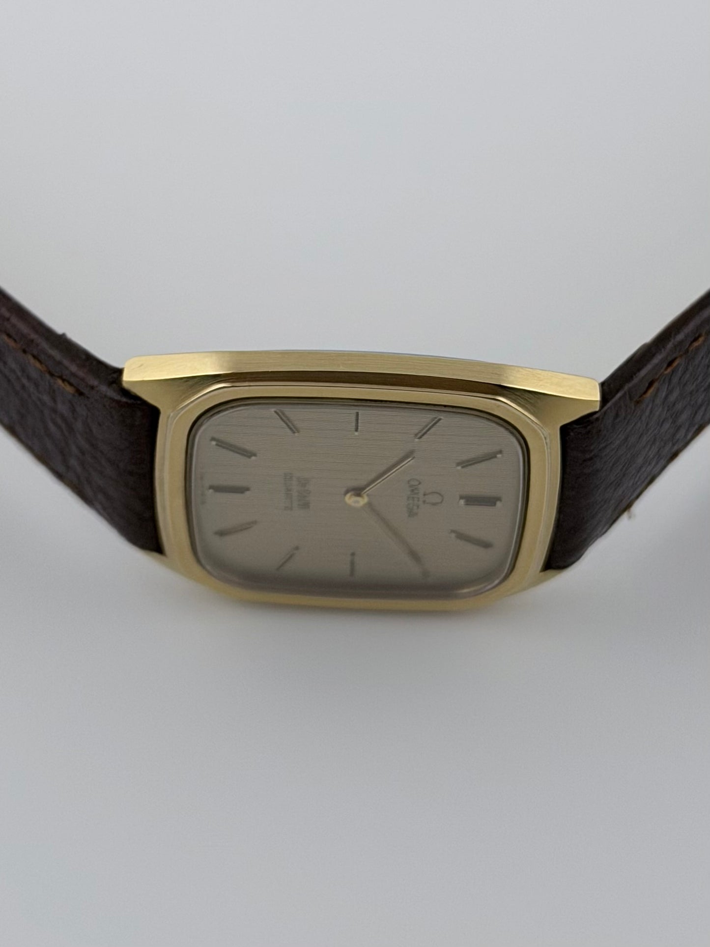 Omega De Ville Quartz Tank - 191.0121 - Stripe Linen Dial