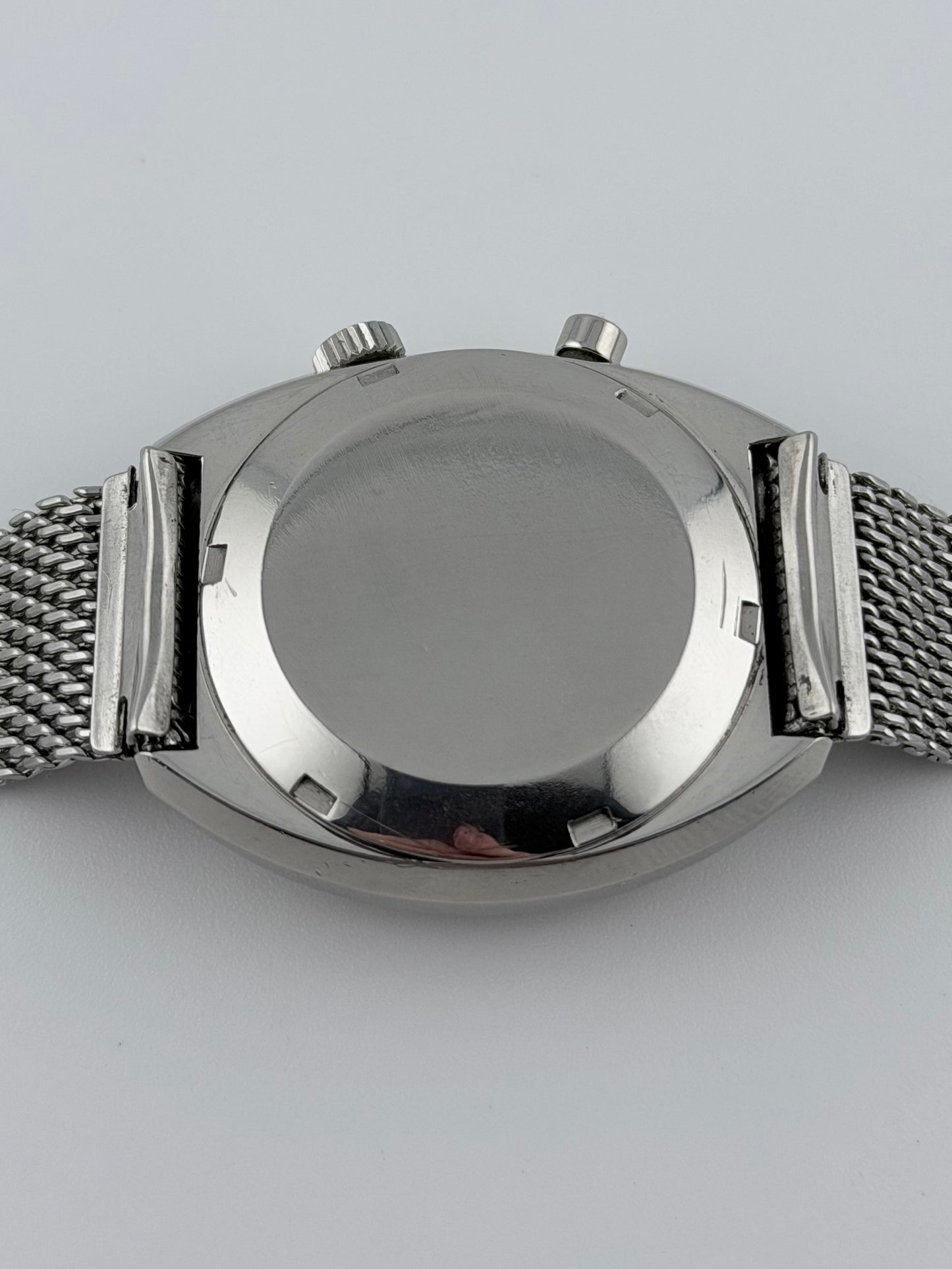 Omega Geneve Chronostop Manual Wind 145.009 - Original Bracelet - Ultra rare white dial!!