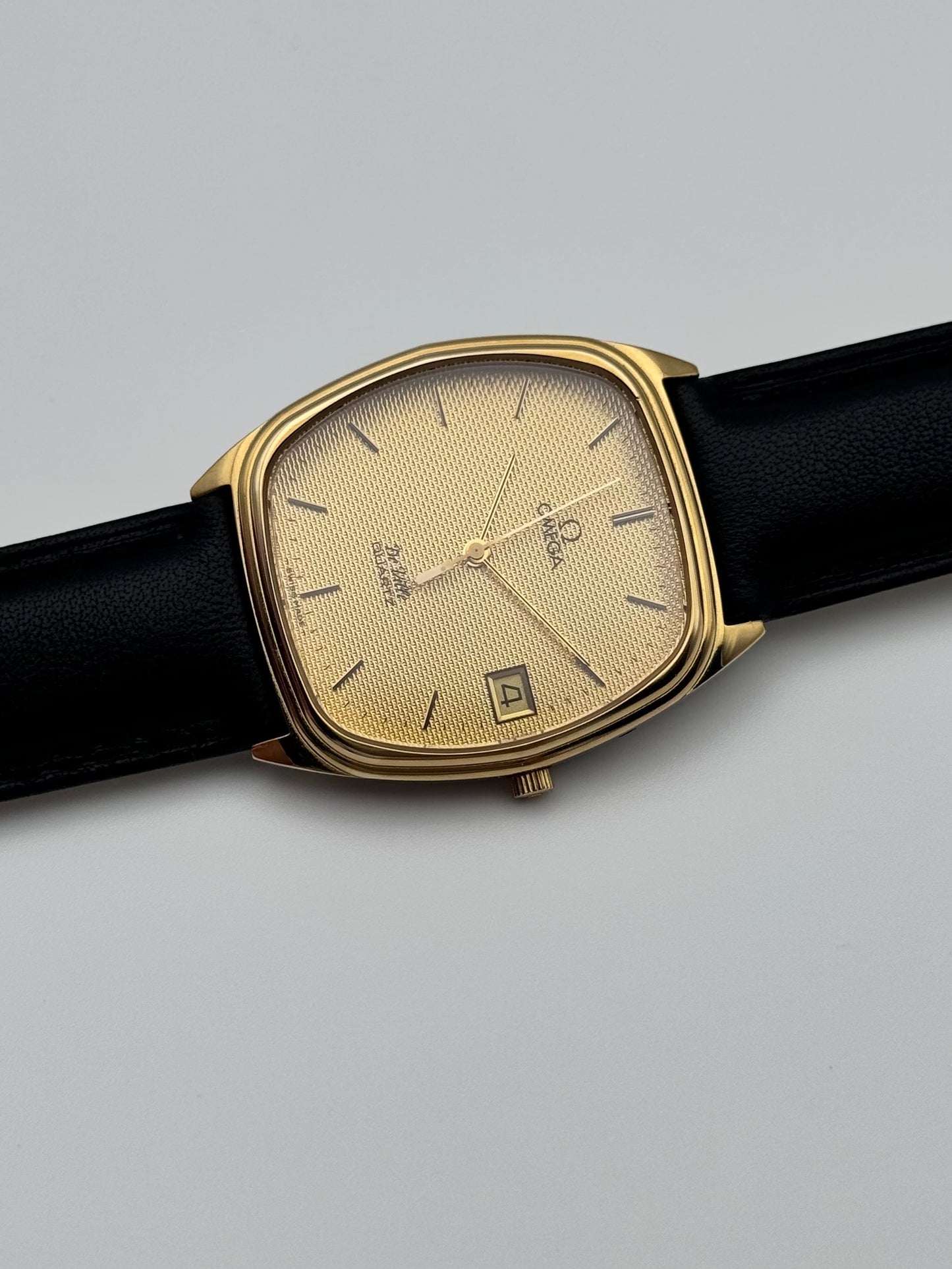 Omega DeVille Quartz Date - Textured Dial - 192.0046