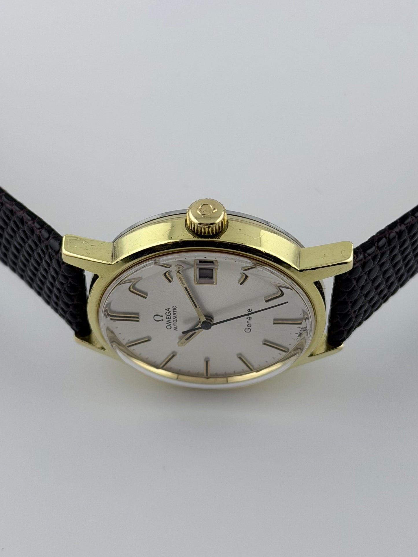 Omega Geneve Automatic Date 166.0098 - Sunbrurst Dial