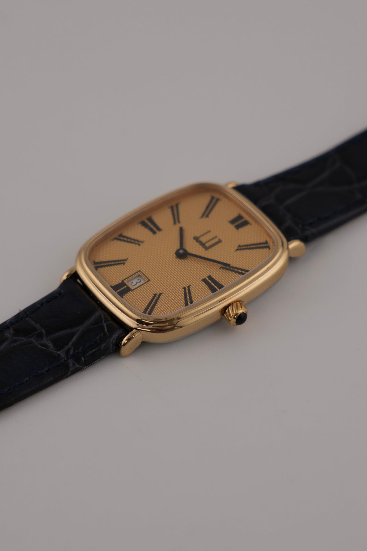 Dunhill Quartz Tank Date Gent’s Dress Watch