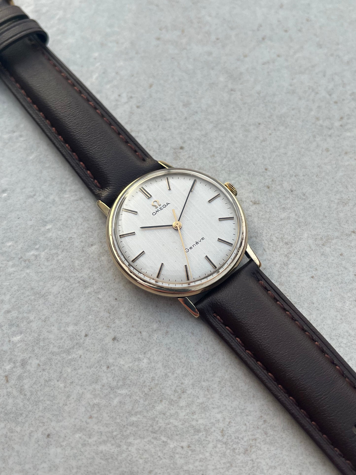 Omega Geneve Manual Wind 9ct Gold 131.25016