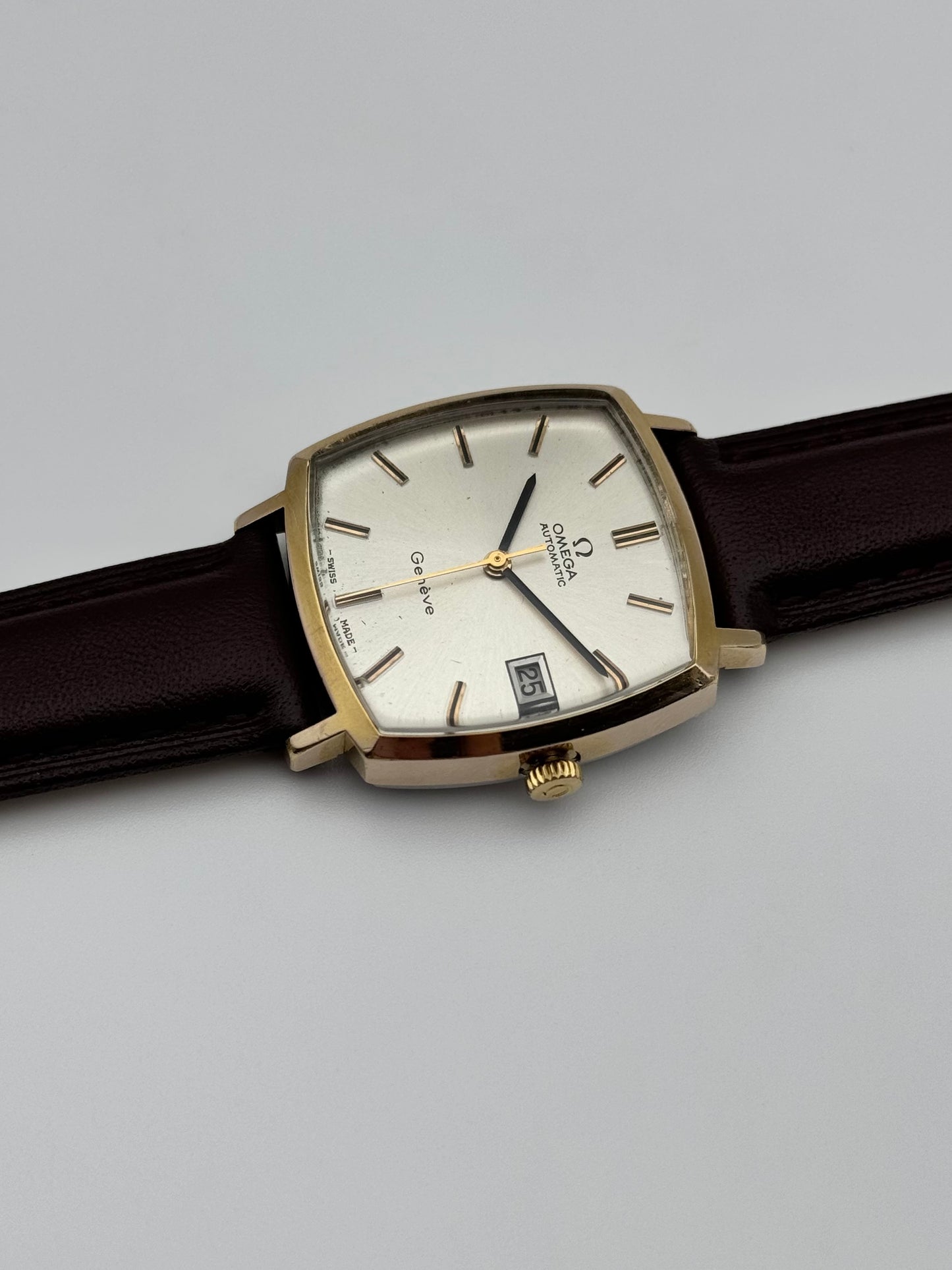Omega Geneve Automatic Date 162.0042