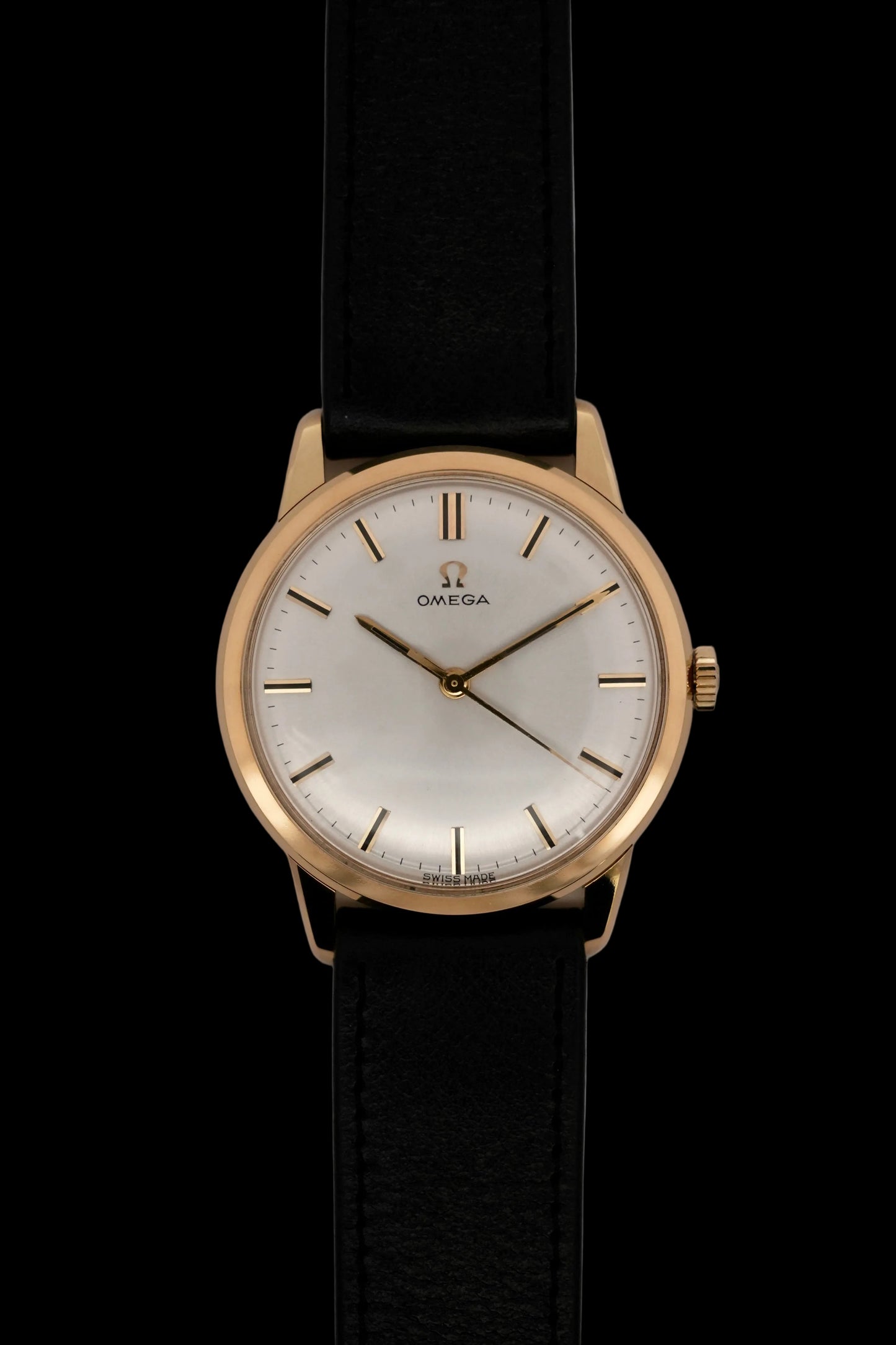 Omega Manual Wind  18ct Gold - 131.5418 - Box and Papers!