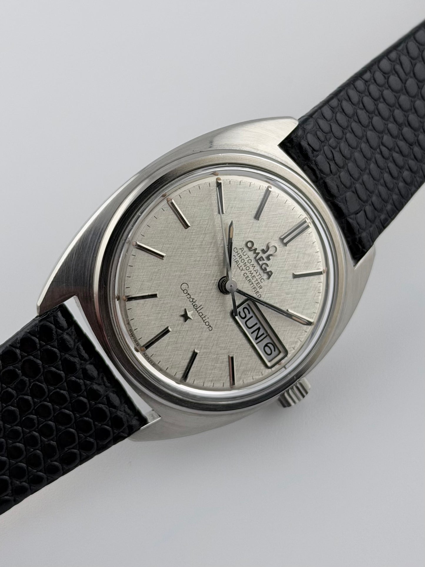 Omega Constellation Chronometer Automatic Day-Date 168.019 - Rare Linen Dial
