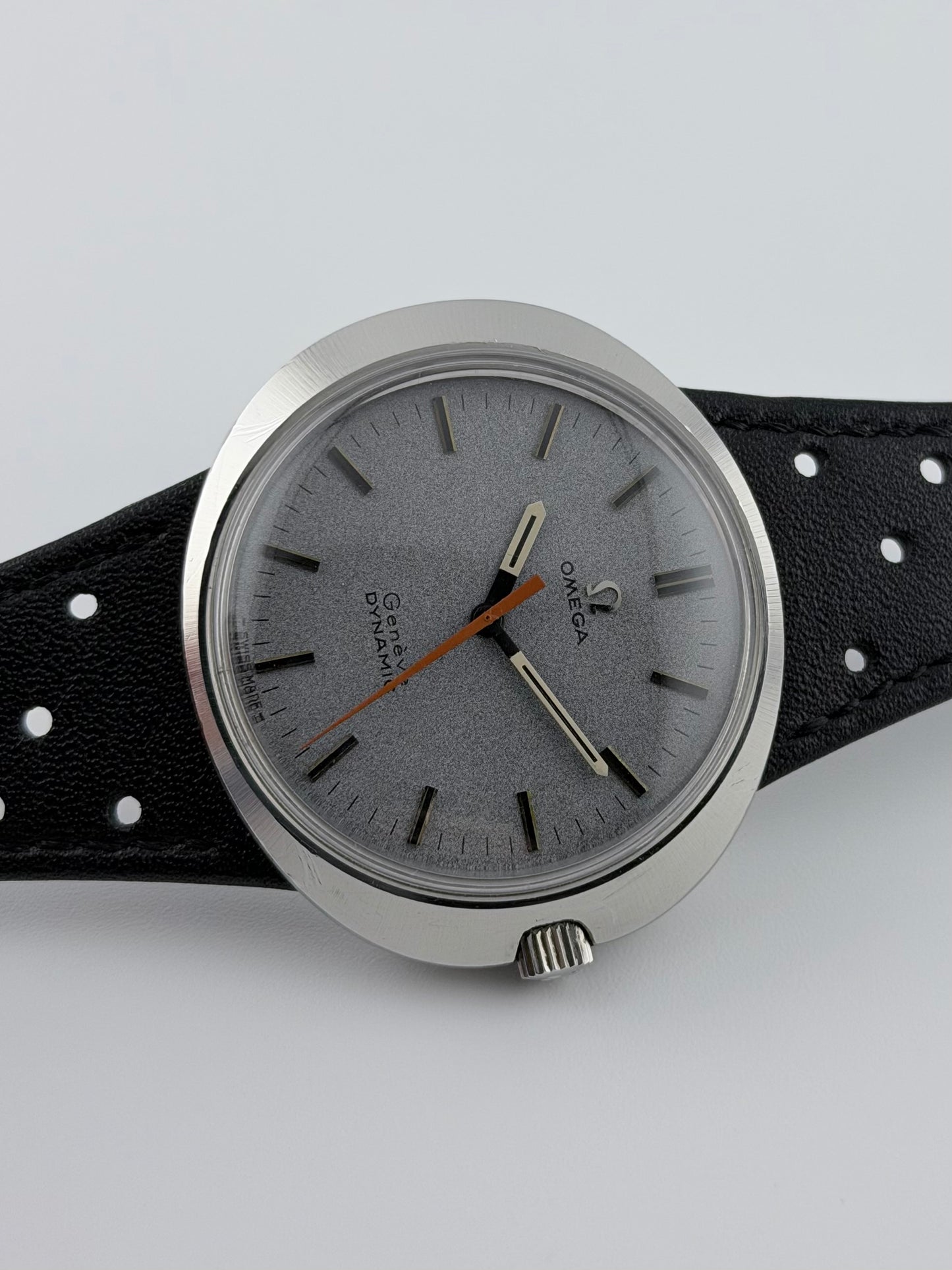 Omega Geneve Dynamic Manual Wind - 136.033 - Rare Dial