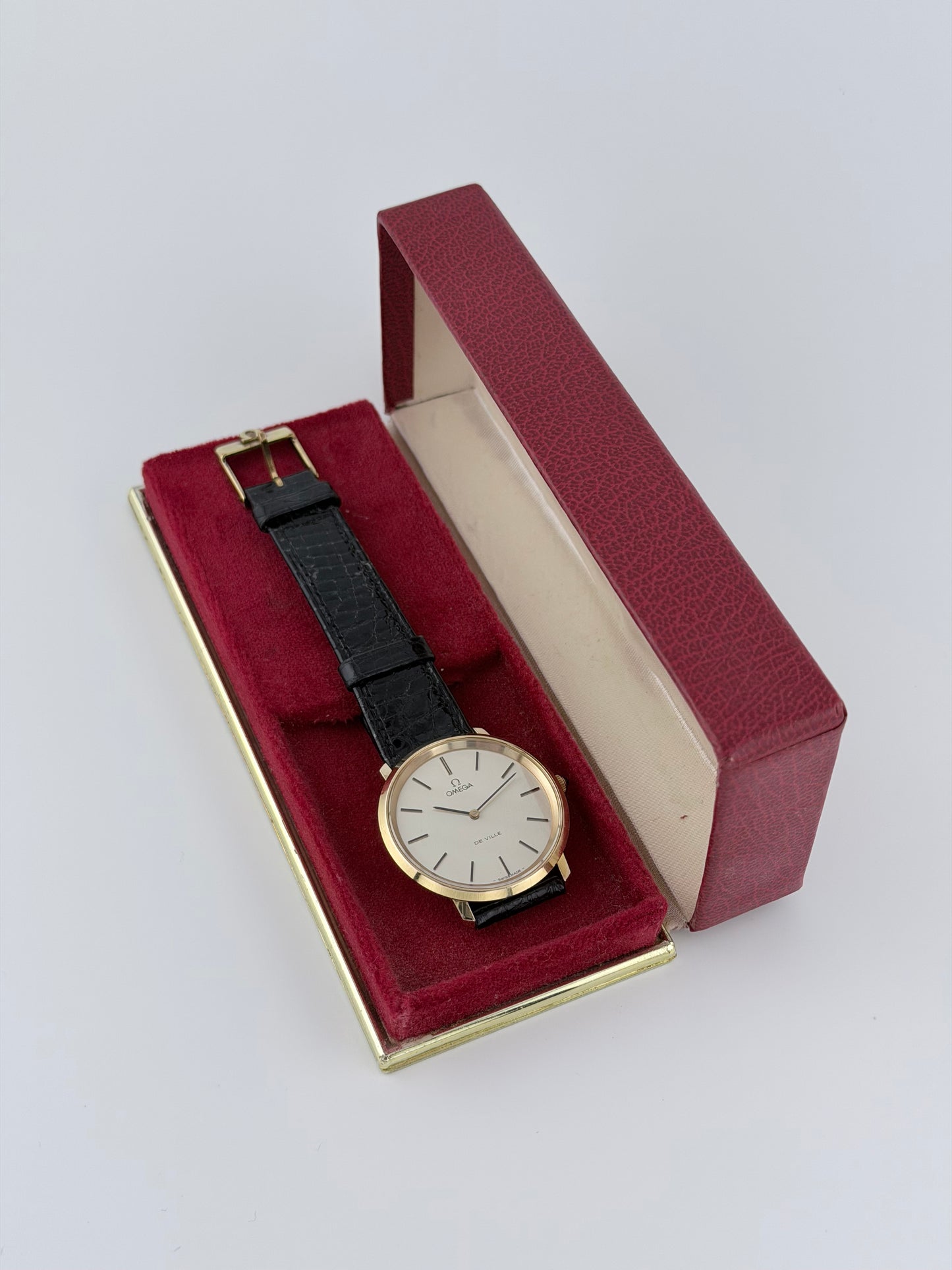 Omega DeVille Manual Wind - 111.0107 - Original Box