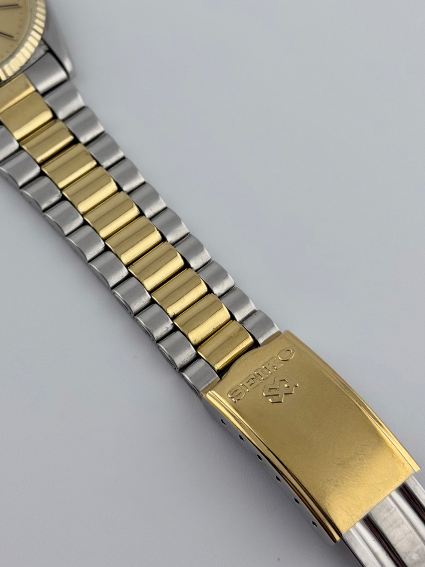 Seiko SQ Quartz Day-Date - 5H23-8020