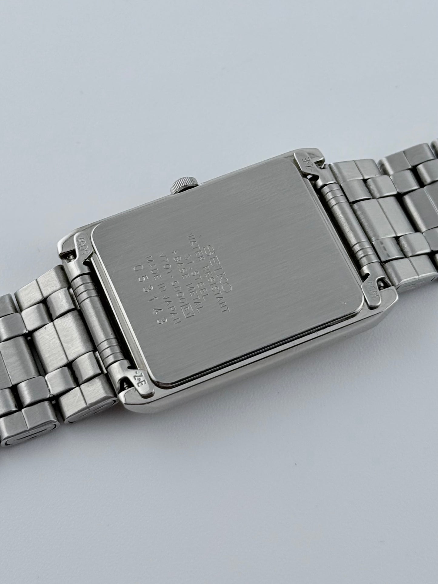 Seiko Tank Quartz - V701-5D00 - Rare Faceted Crystal