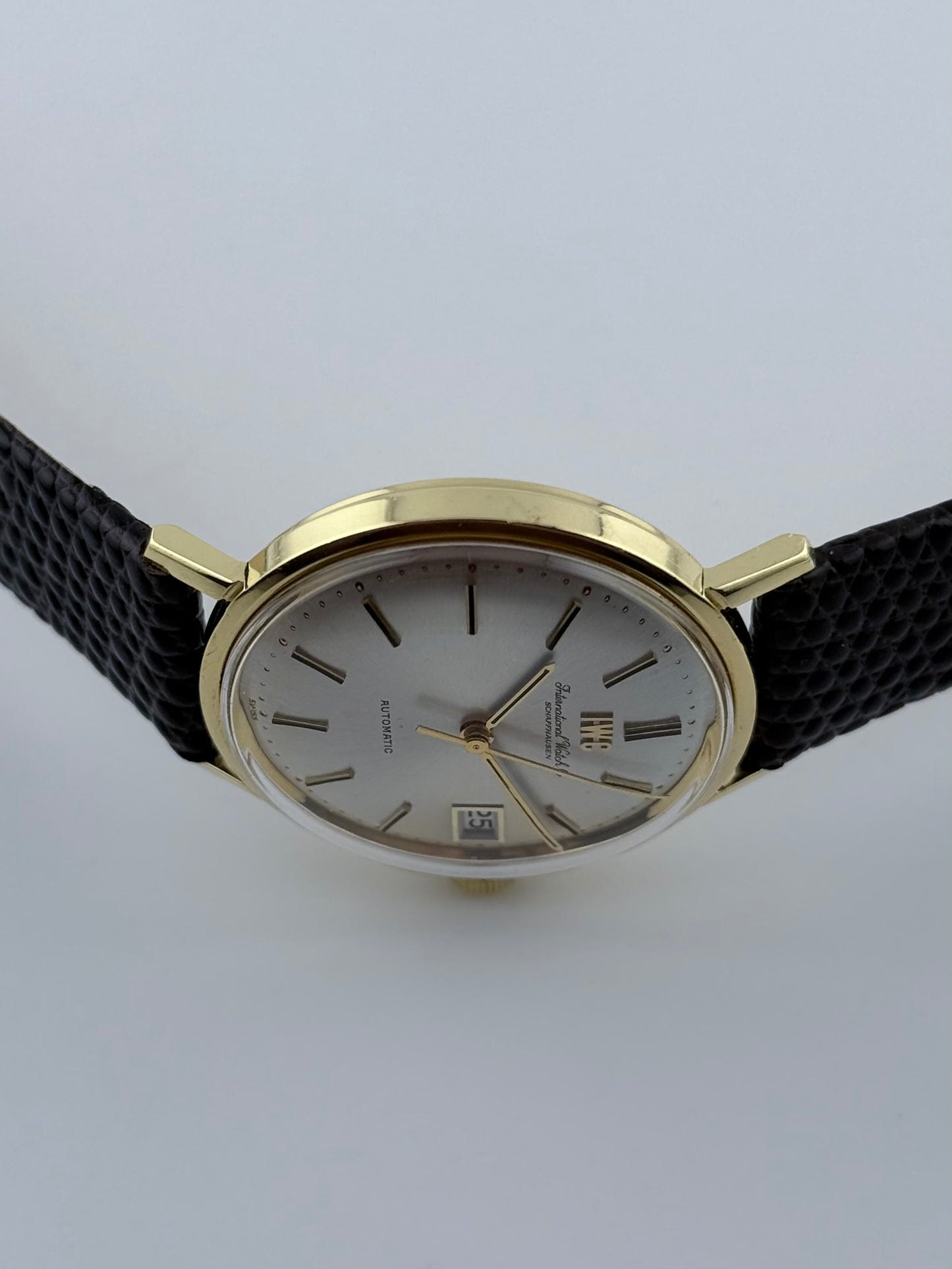 IWC Shaffhausen Automatic Date - 1818 - 18ct Gold- “Fish Crown” - OG Box