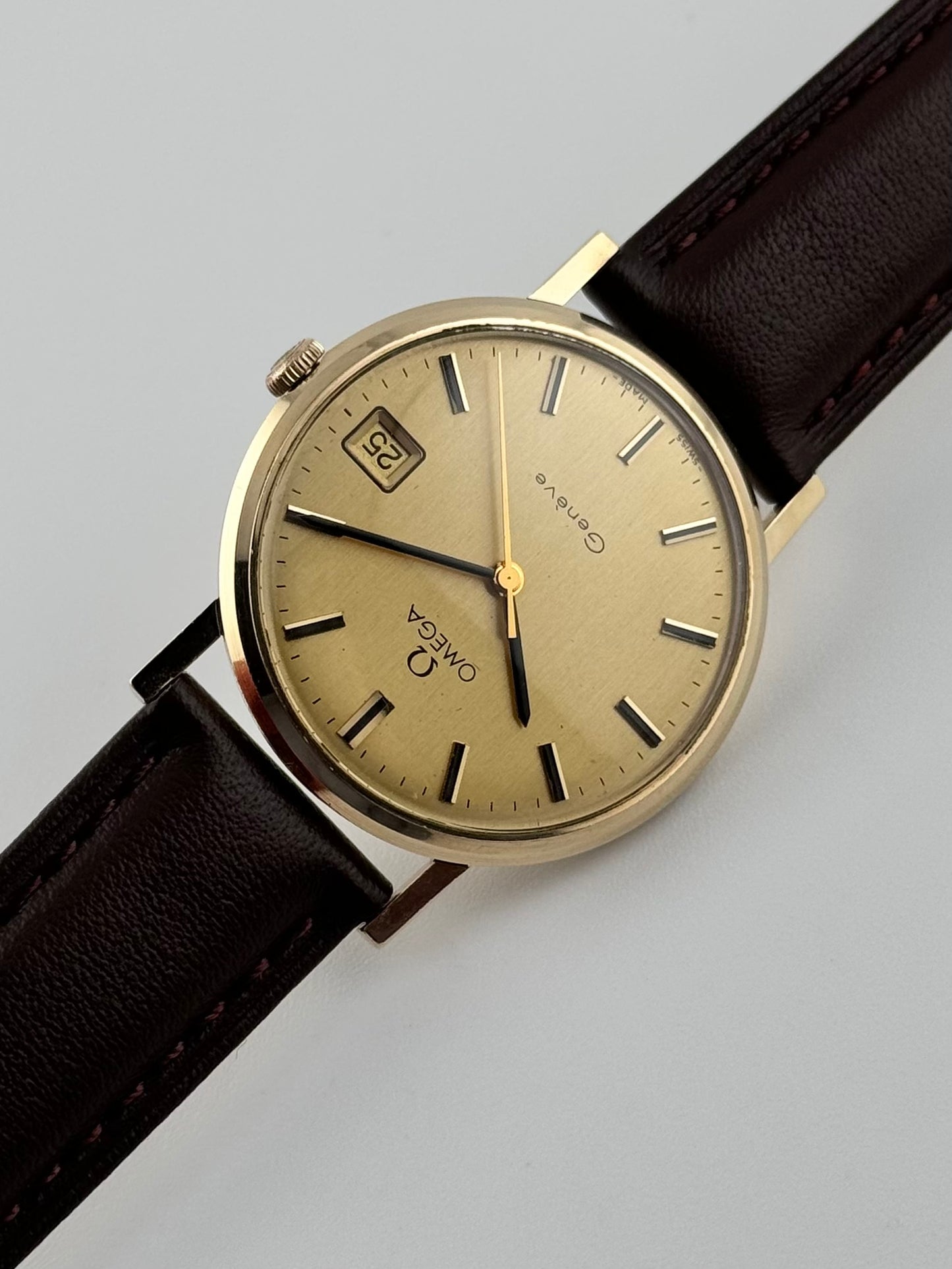 Omega Geneve Manual Wind  9ct Gold - 131.5016