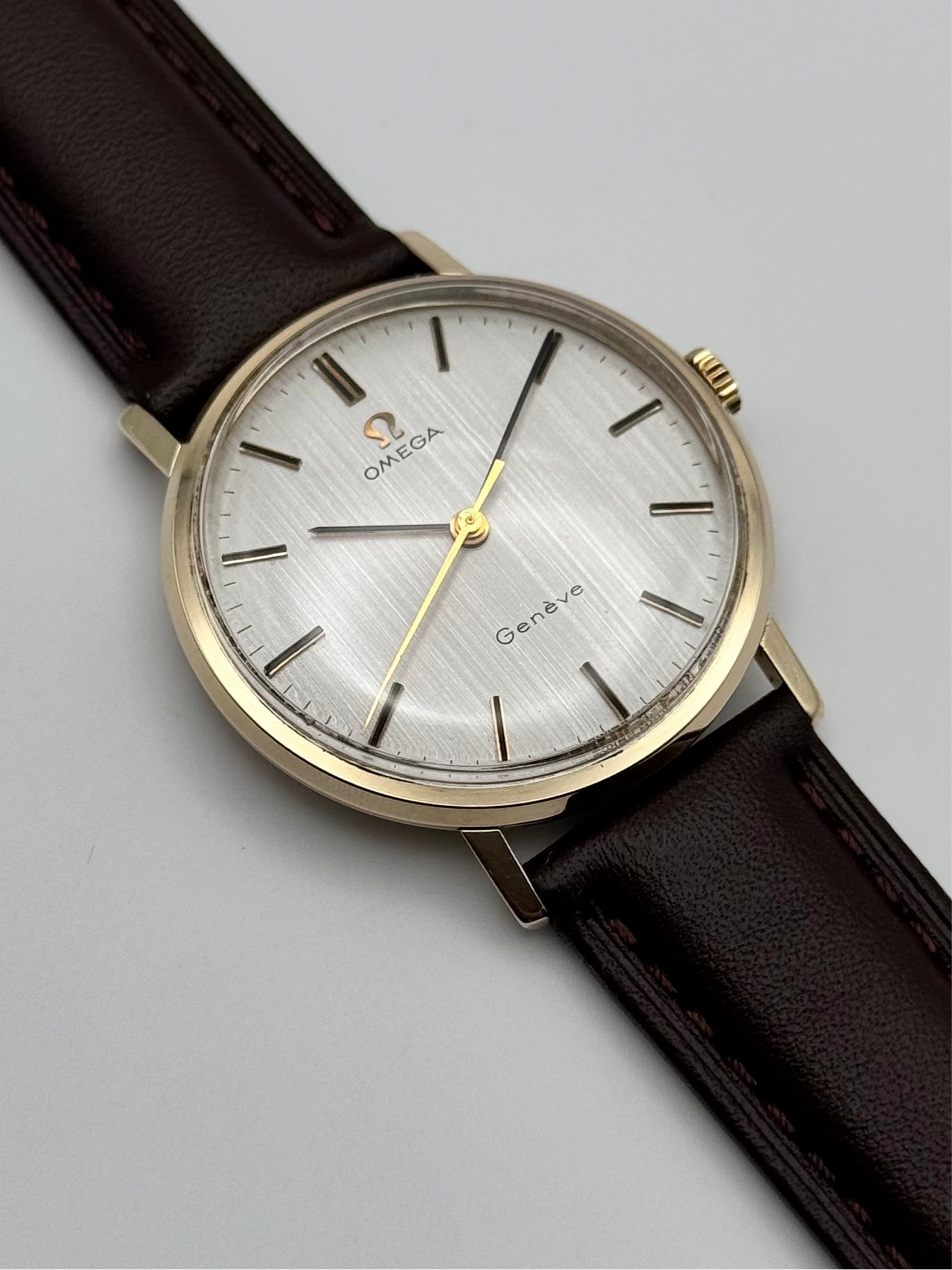 Omega Geneve Manual Wind 9ct Gold 131.25016