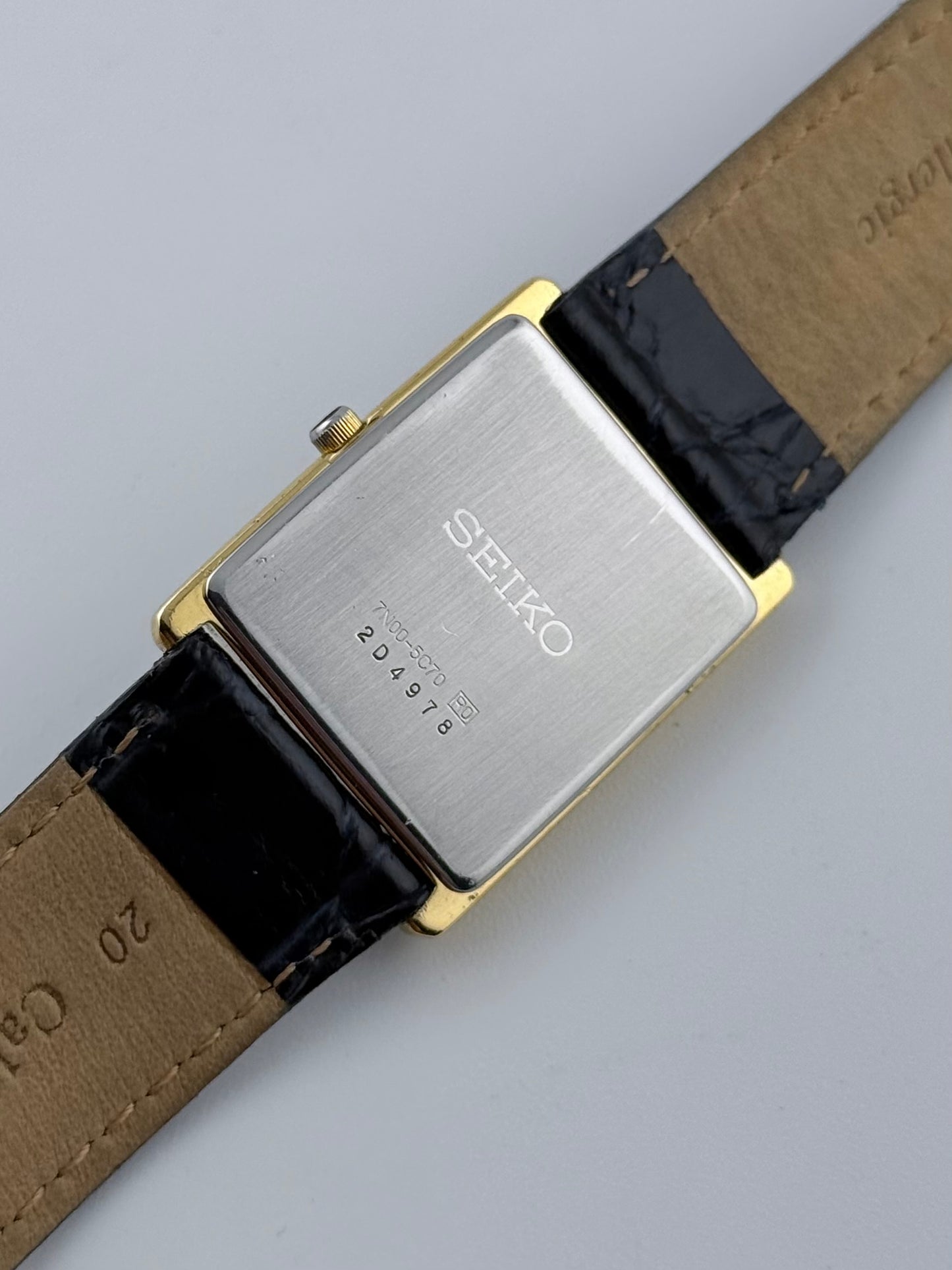Seiko Tank Quartz - 7N00-5C70